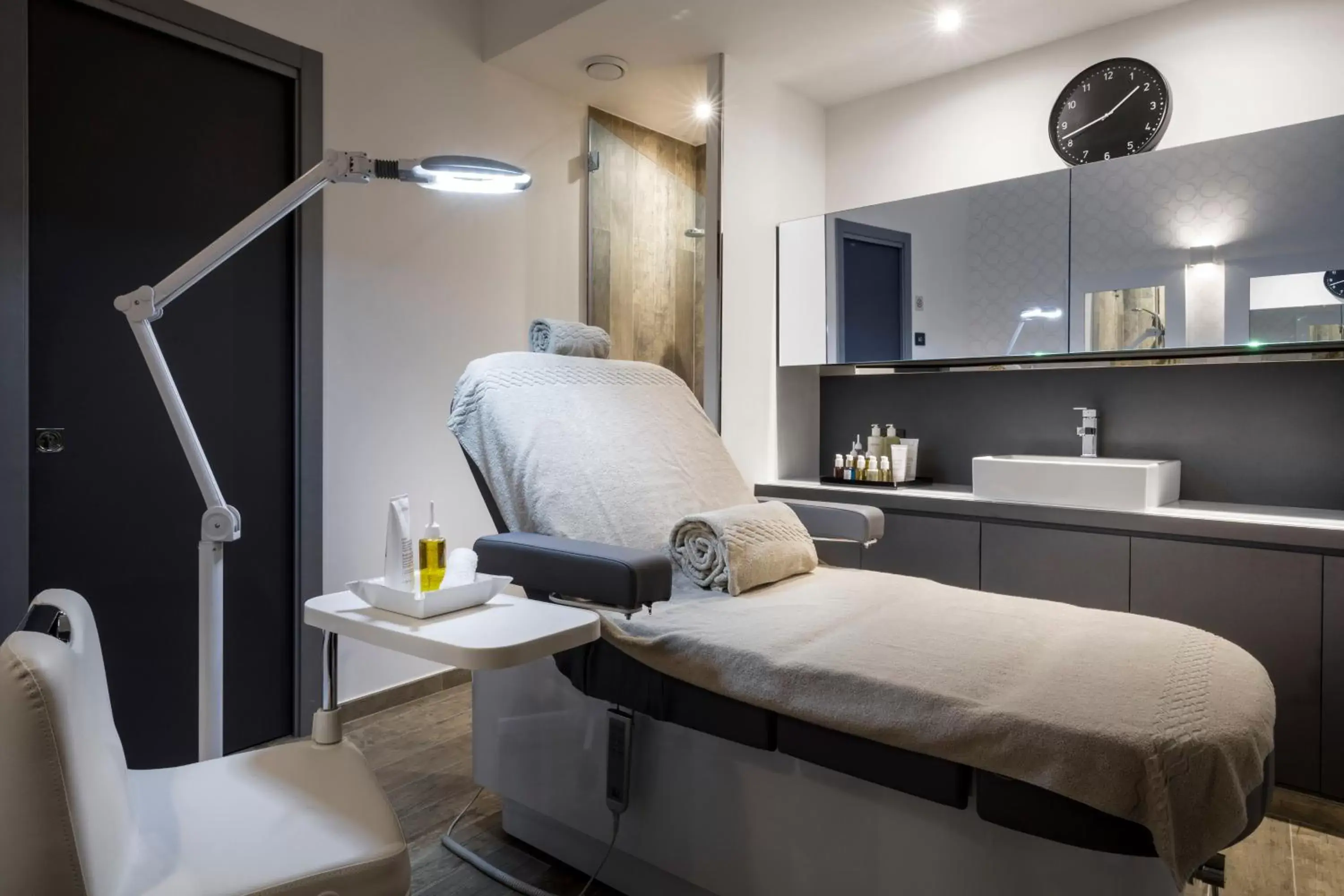 Spa and wellness centre/facilities in LHP Hotel River & SPA Spa and wellness centre/facilities in LHP Hotel River & SPA