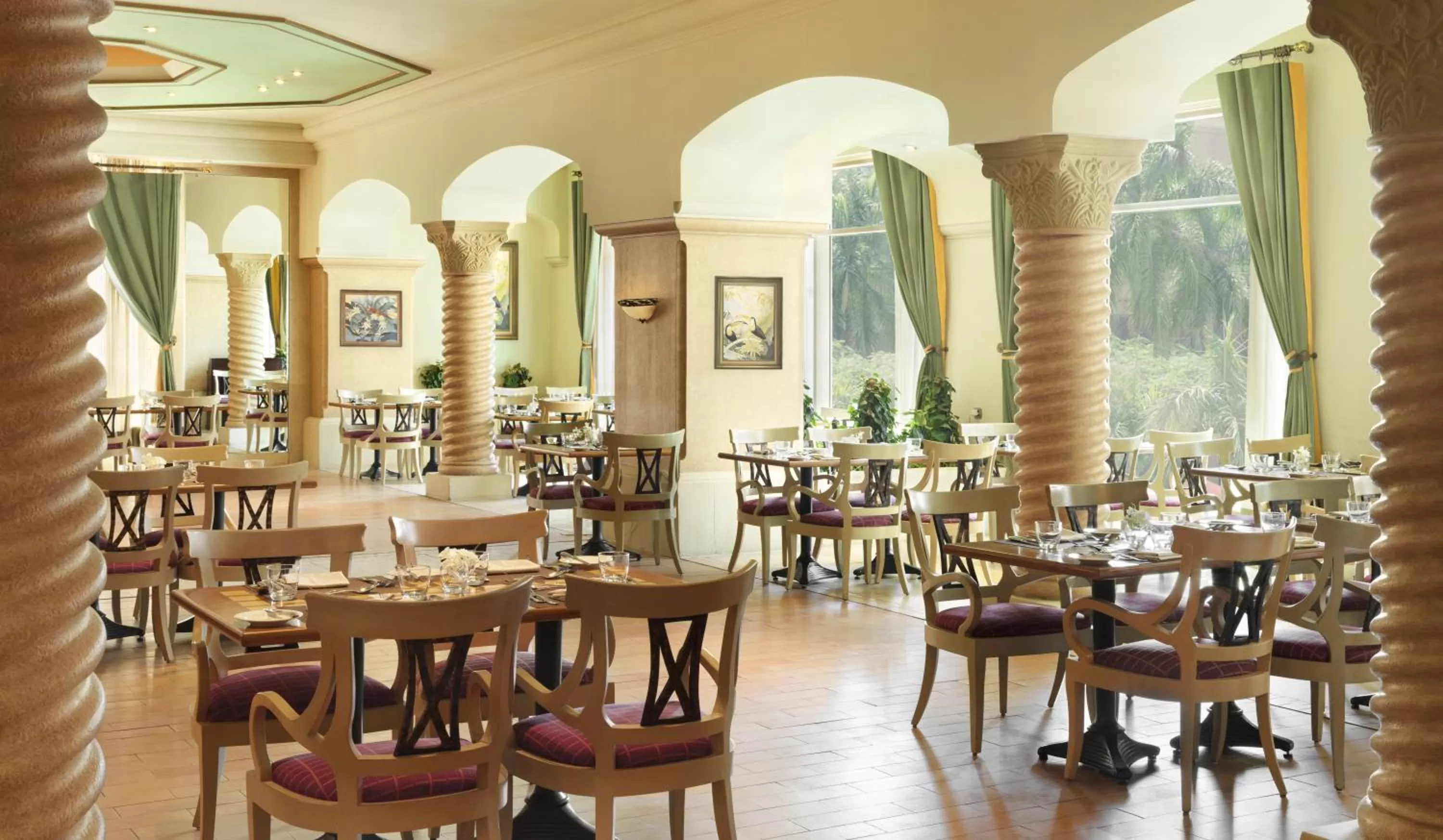 Restaurant/places to eat in Intercontinental Cairo Citystars by IHG