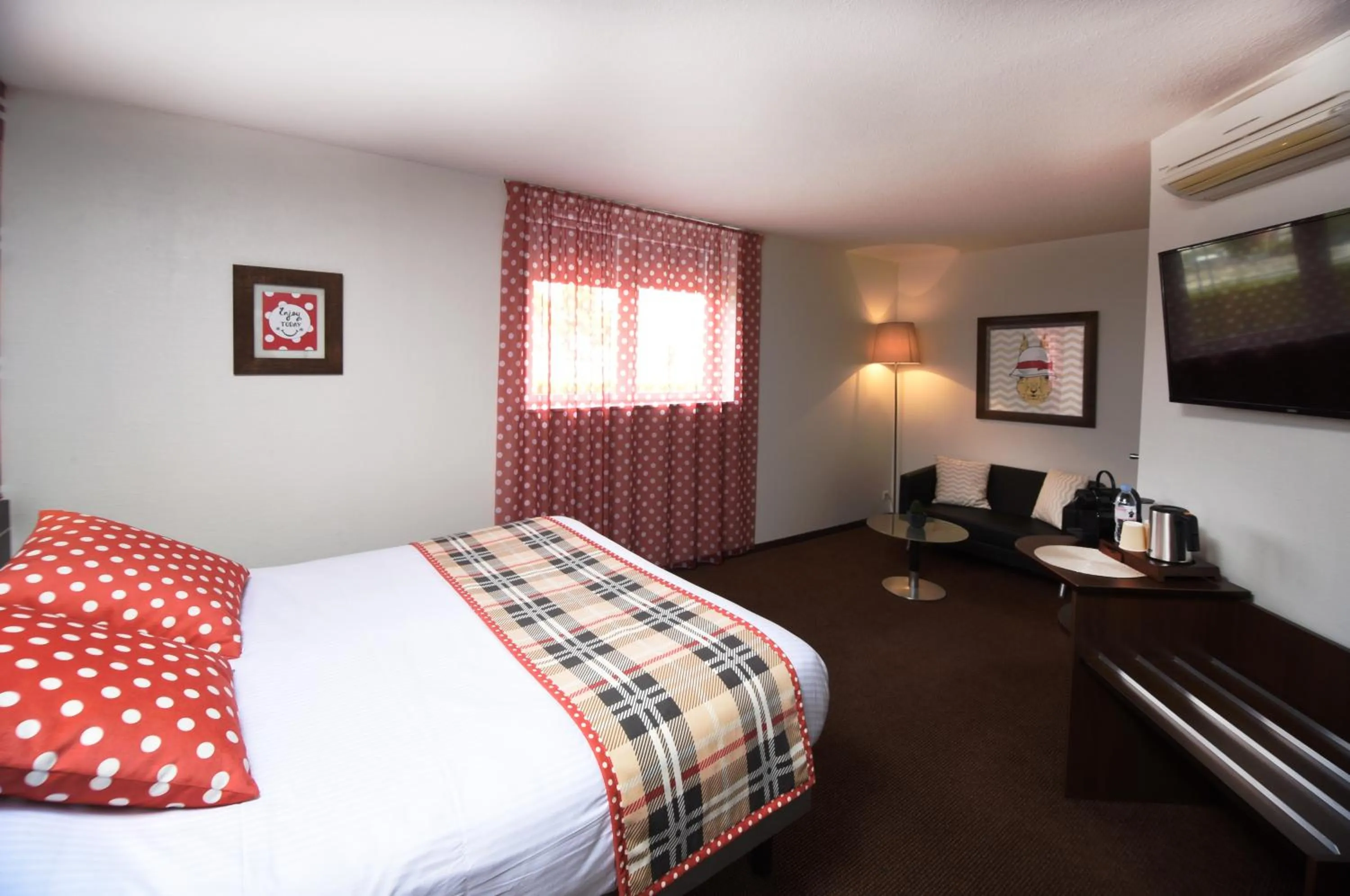 Bed in Logis Boutique Hotel Novalis