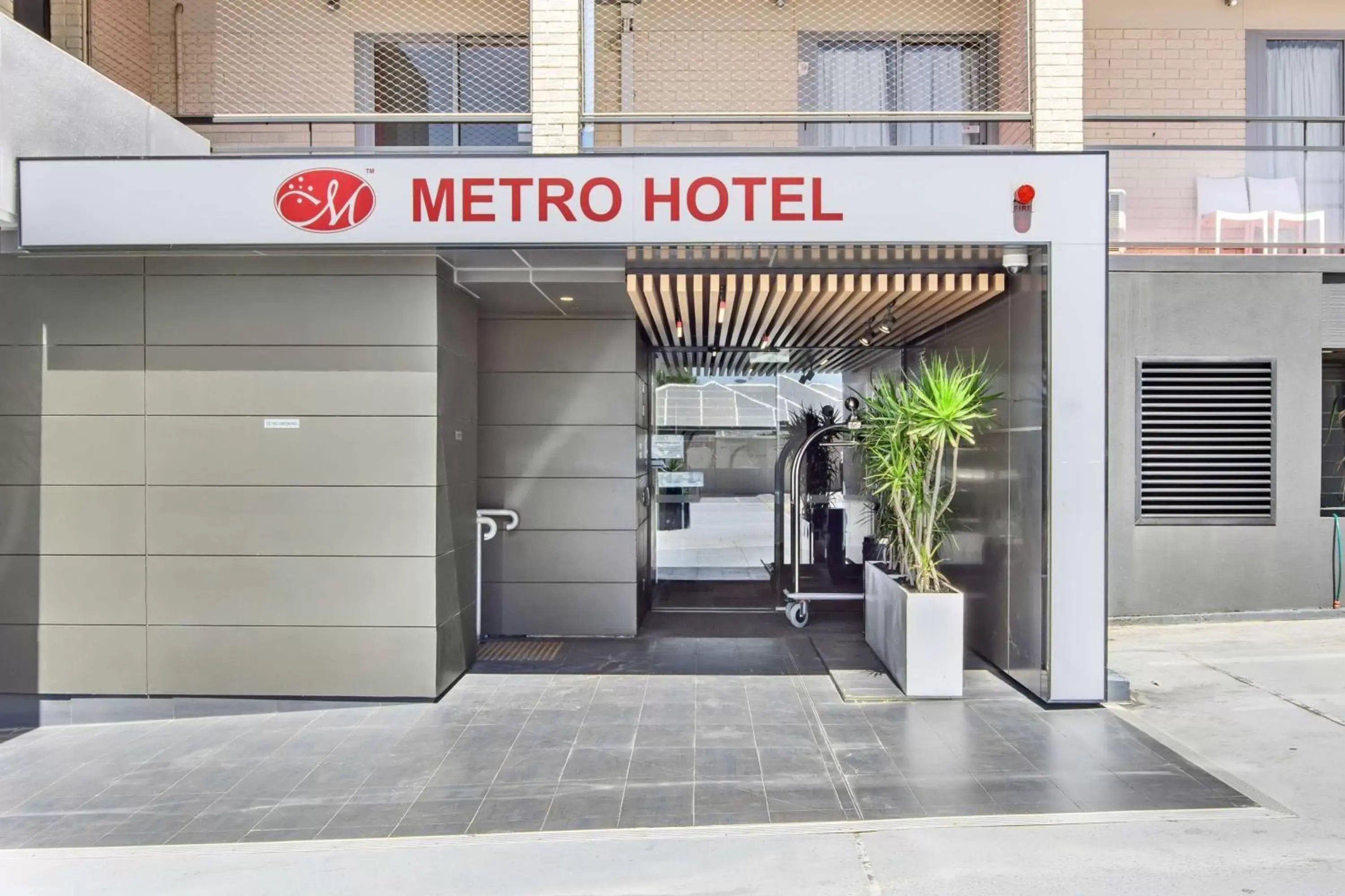 Property building in Metro Hotel Perth