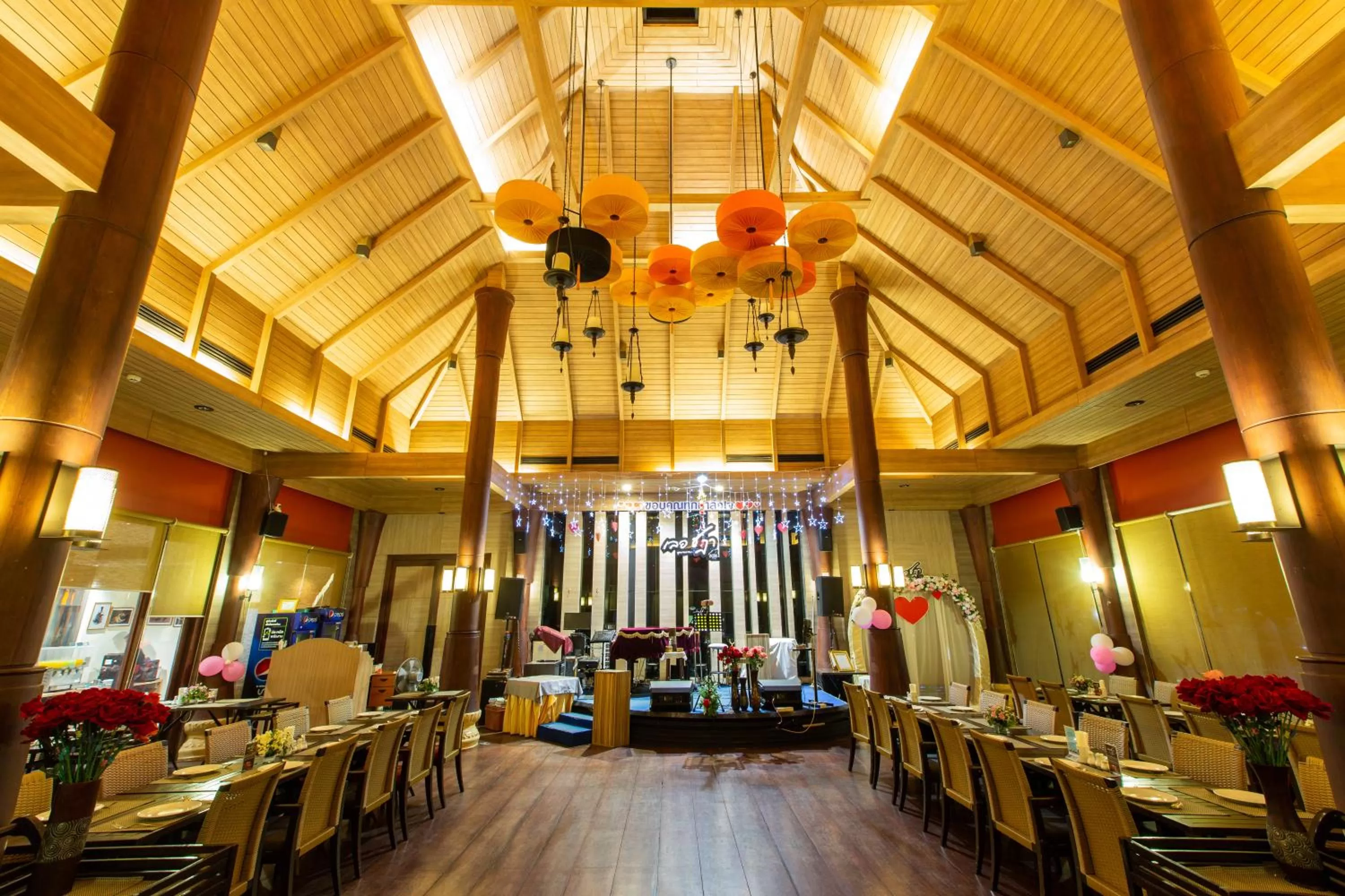 Restaurant/places to eat in Mida Hotel Don Mueang Airport