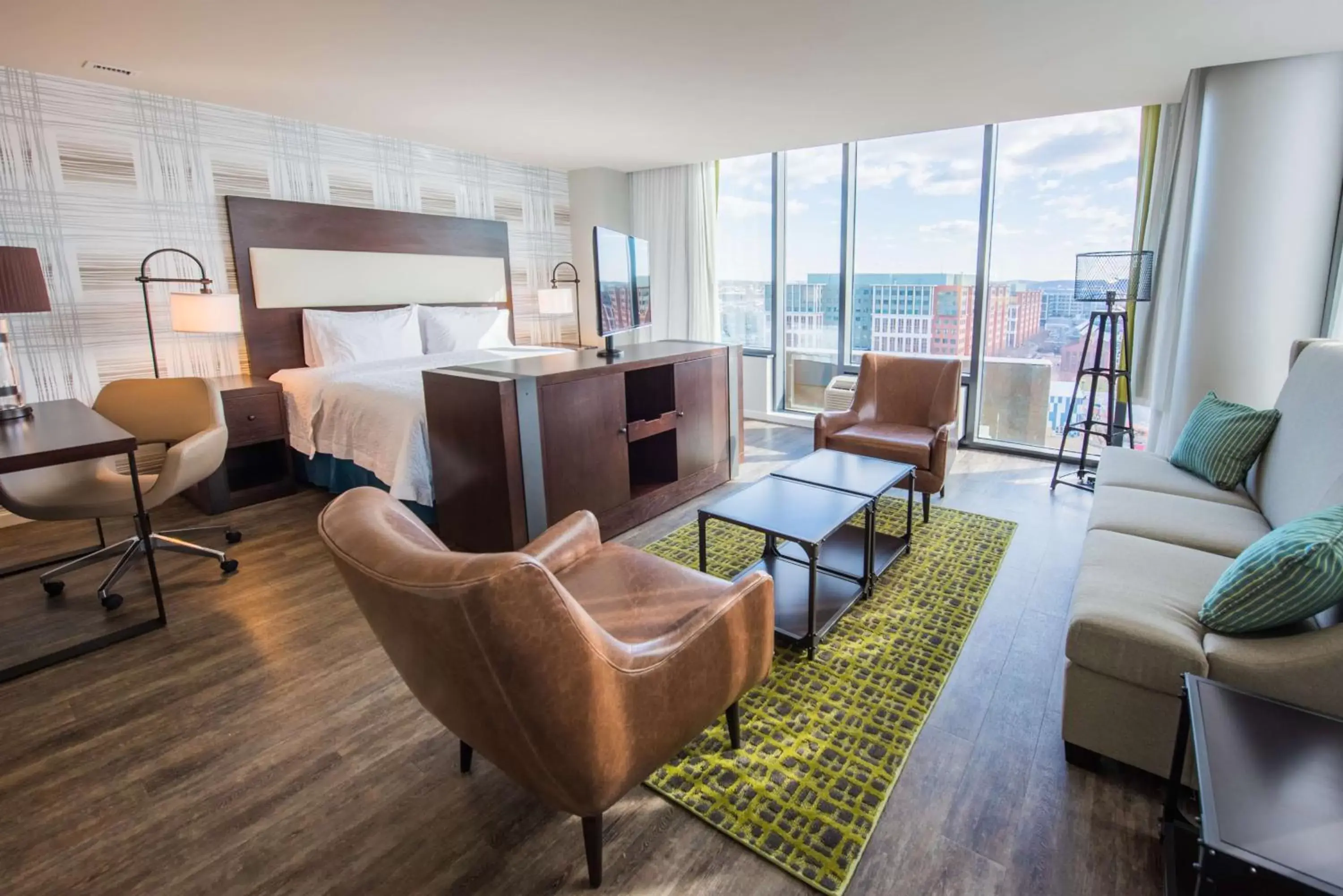 Living room, Seating Area in Hampton Inn & Suites Washington, D.C. - Navy Yard