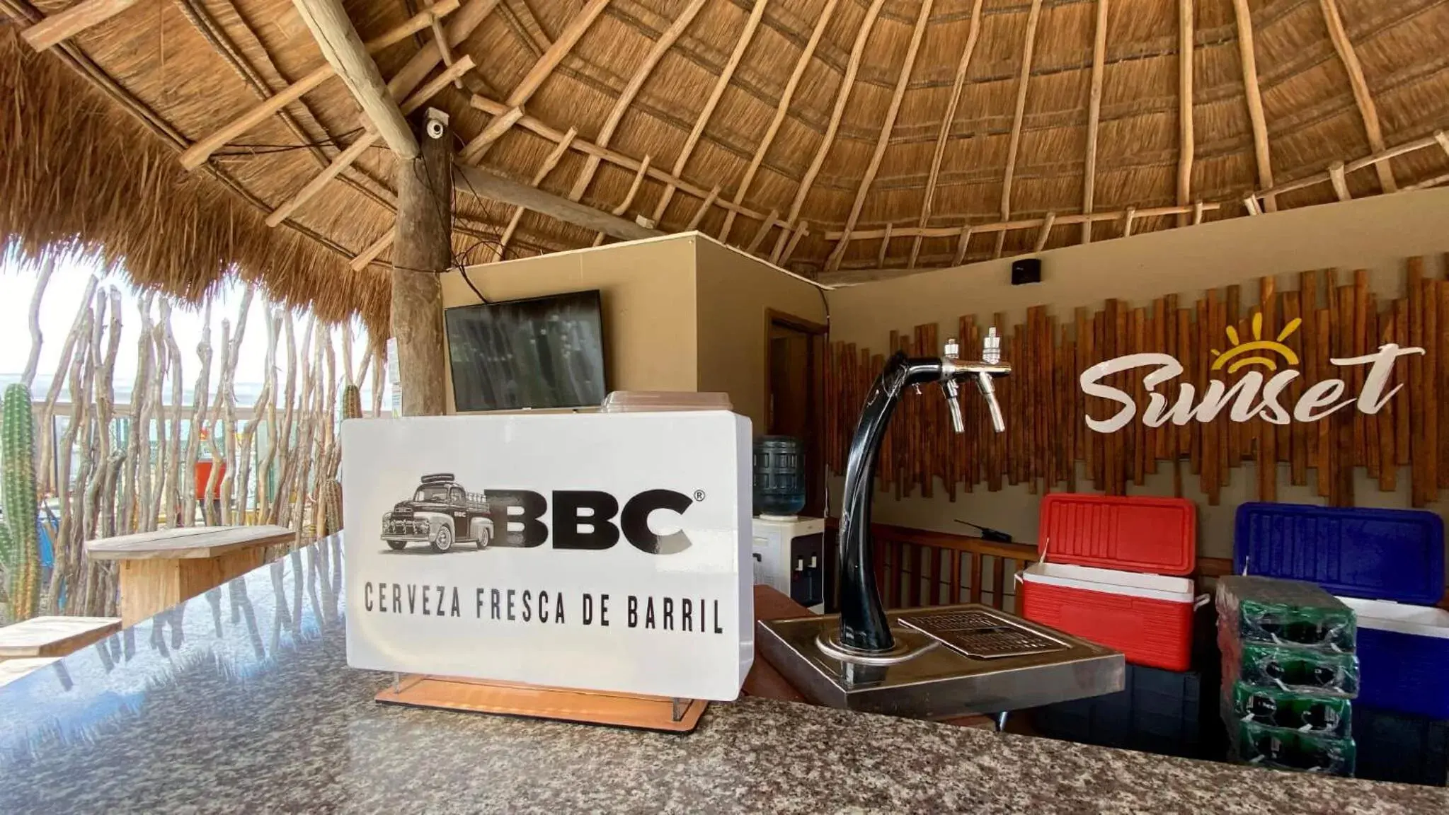 Lounge or bar, Property Logo/Sign in On Vacation Wayira Beach