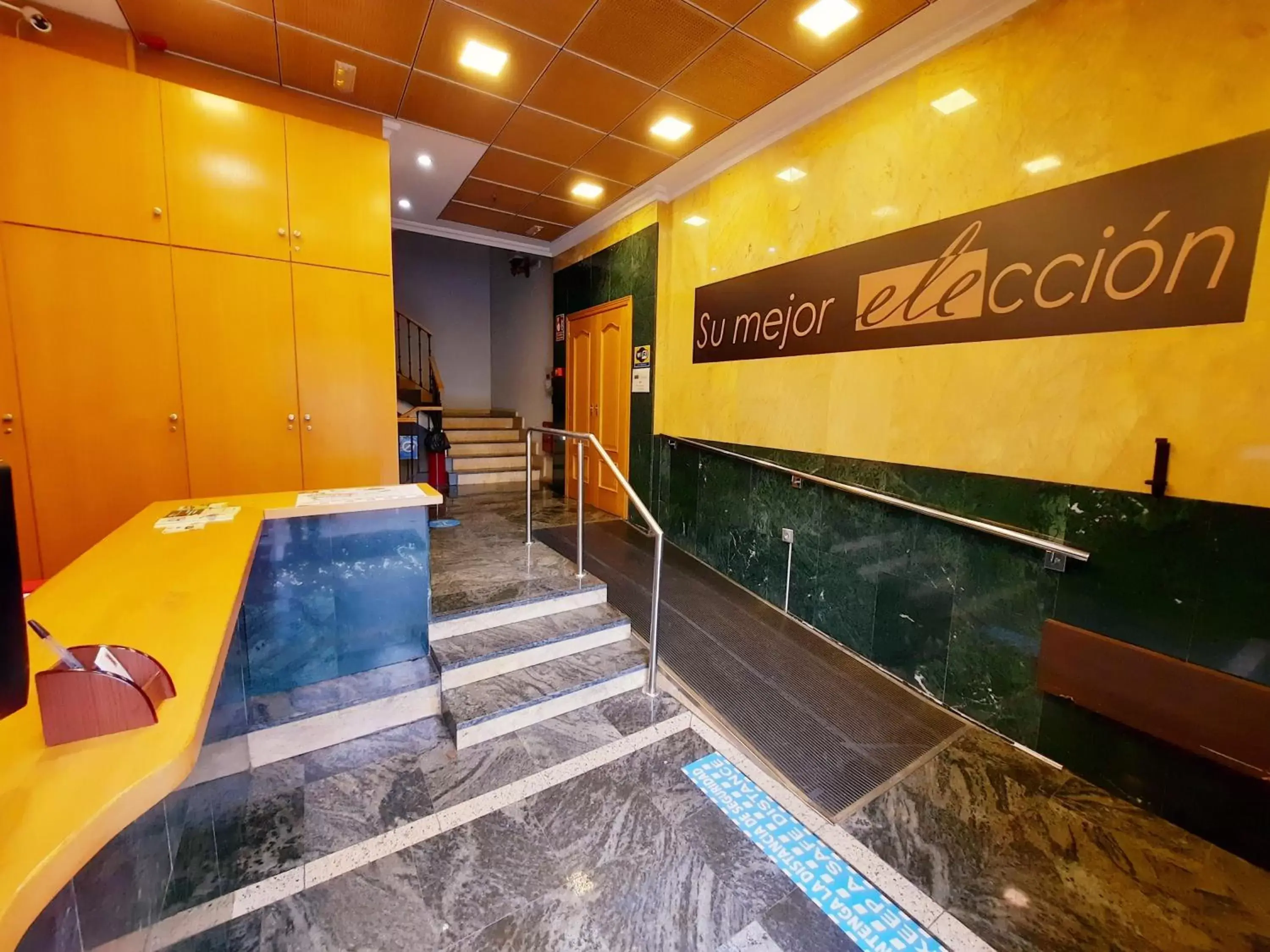 Lobby or reception, Swimming Pool in Ele Mirador de Santa Ana