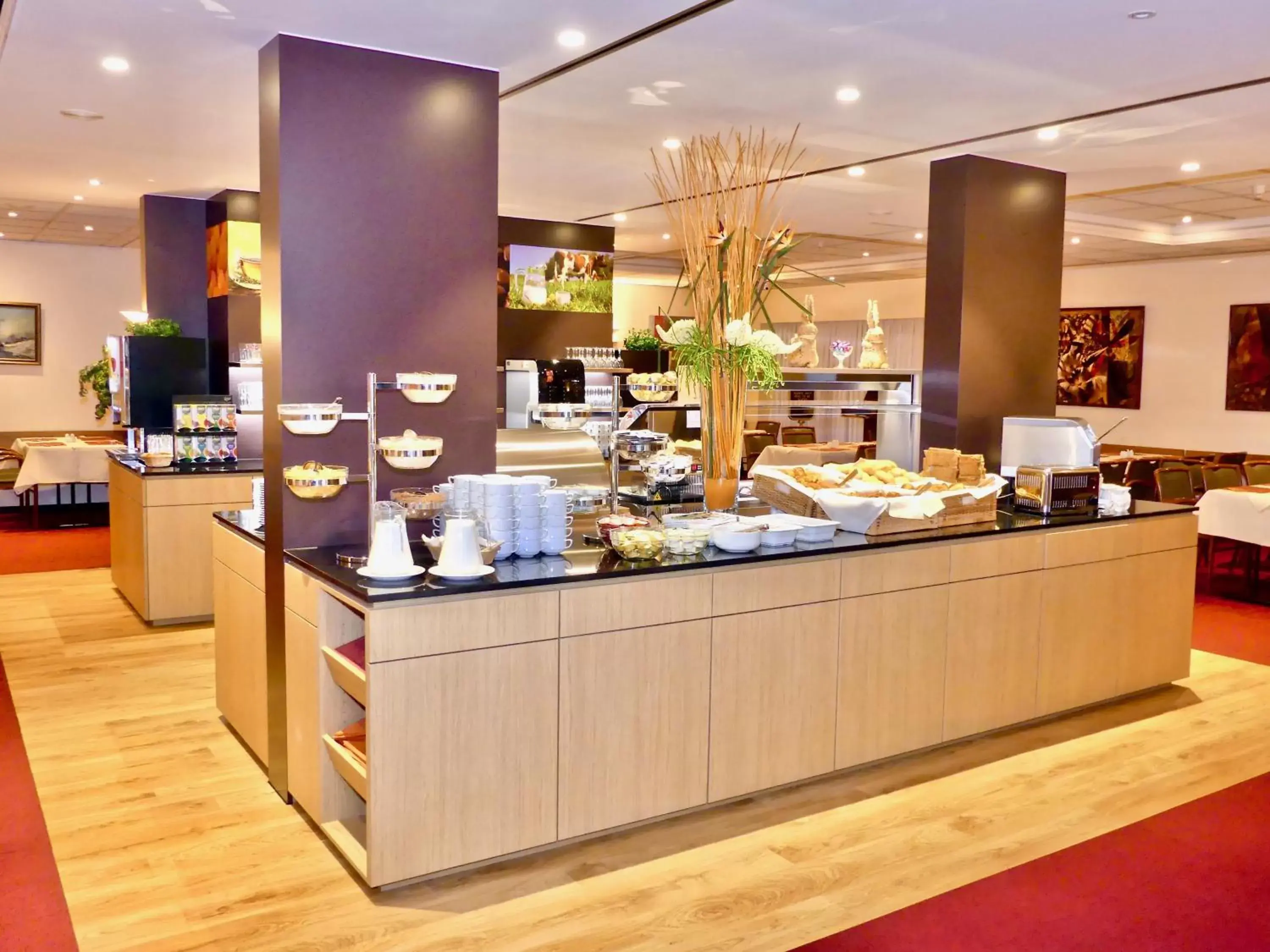 American breakfast, Restaurant/Places to Eat in Golden Tulip Hotel de’ Medici