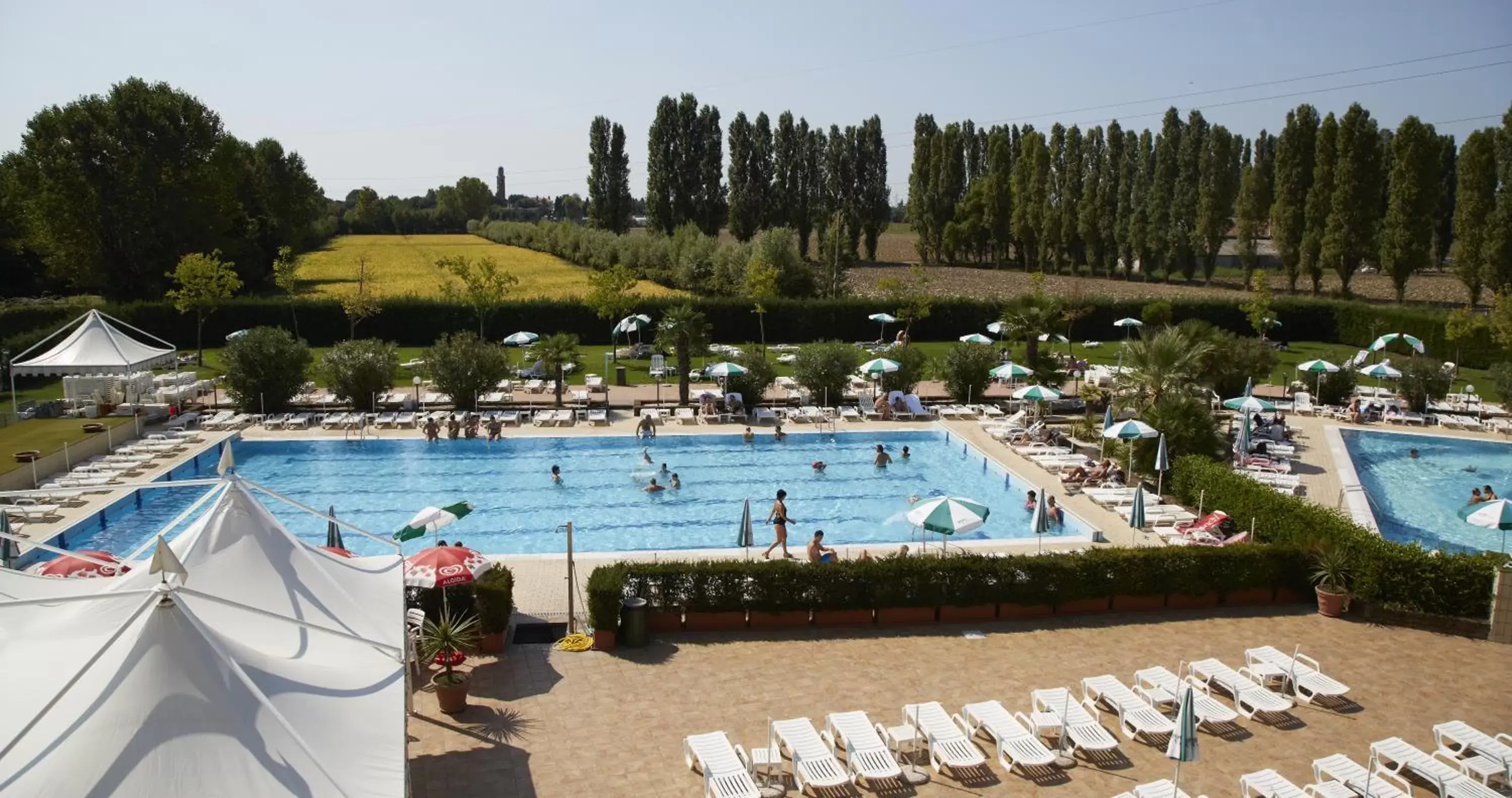 Pool View in GREEN GARDEN Resort - Smart Hotel