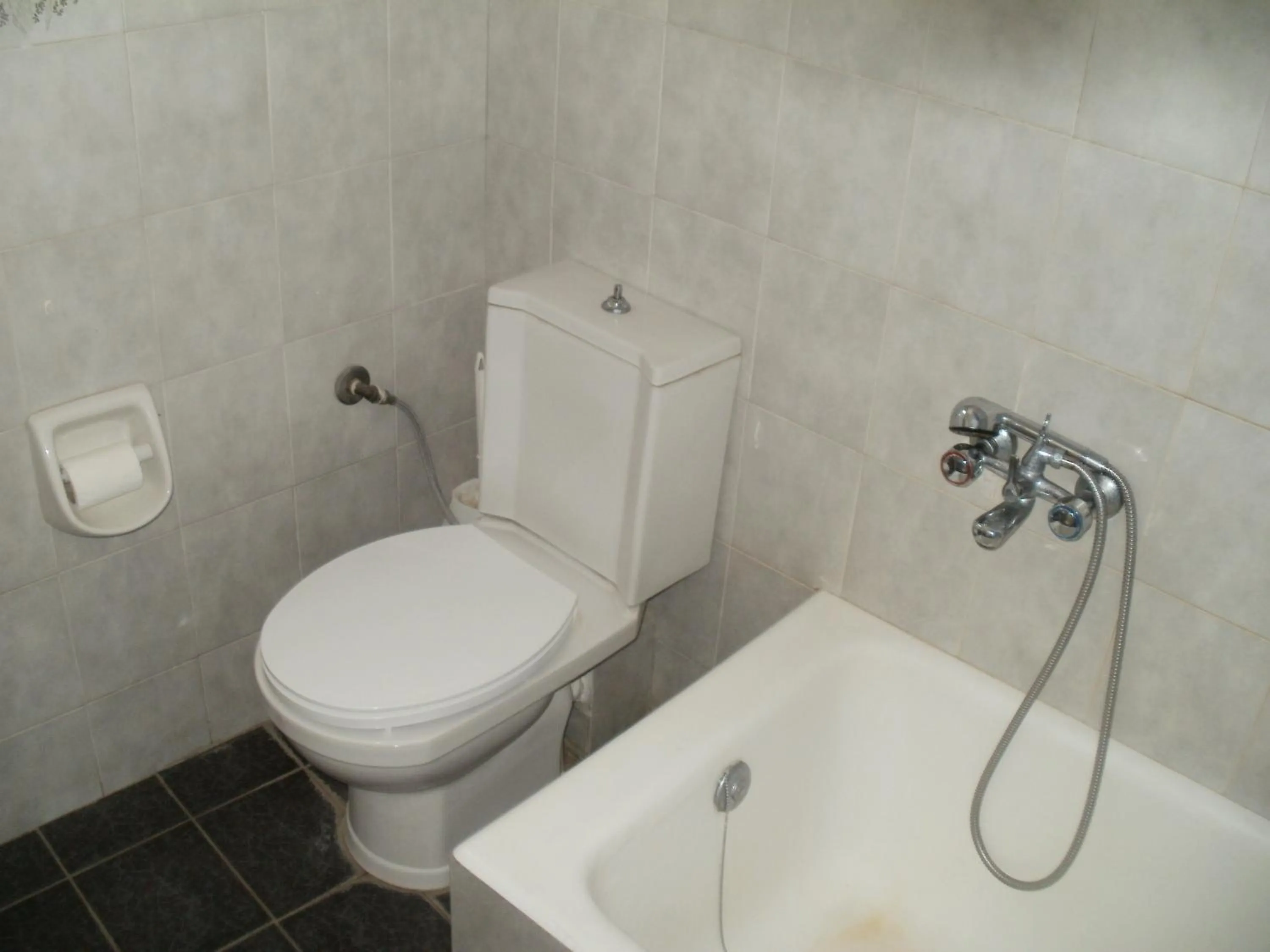 Bathroom in Miranta Hotel - Apartments & Studios