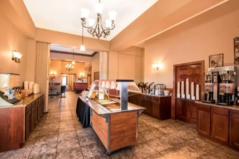 Continental breakfast, Restaurant/Places to Eat in Grand Plaza Hotel Branson