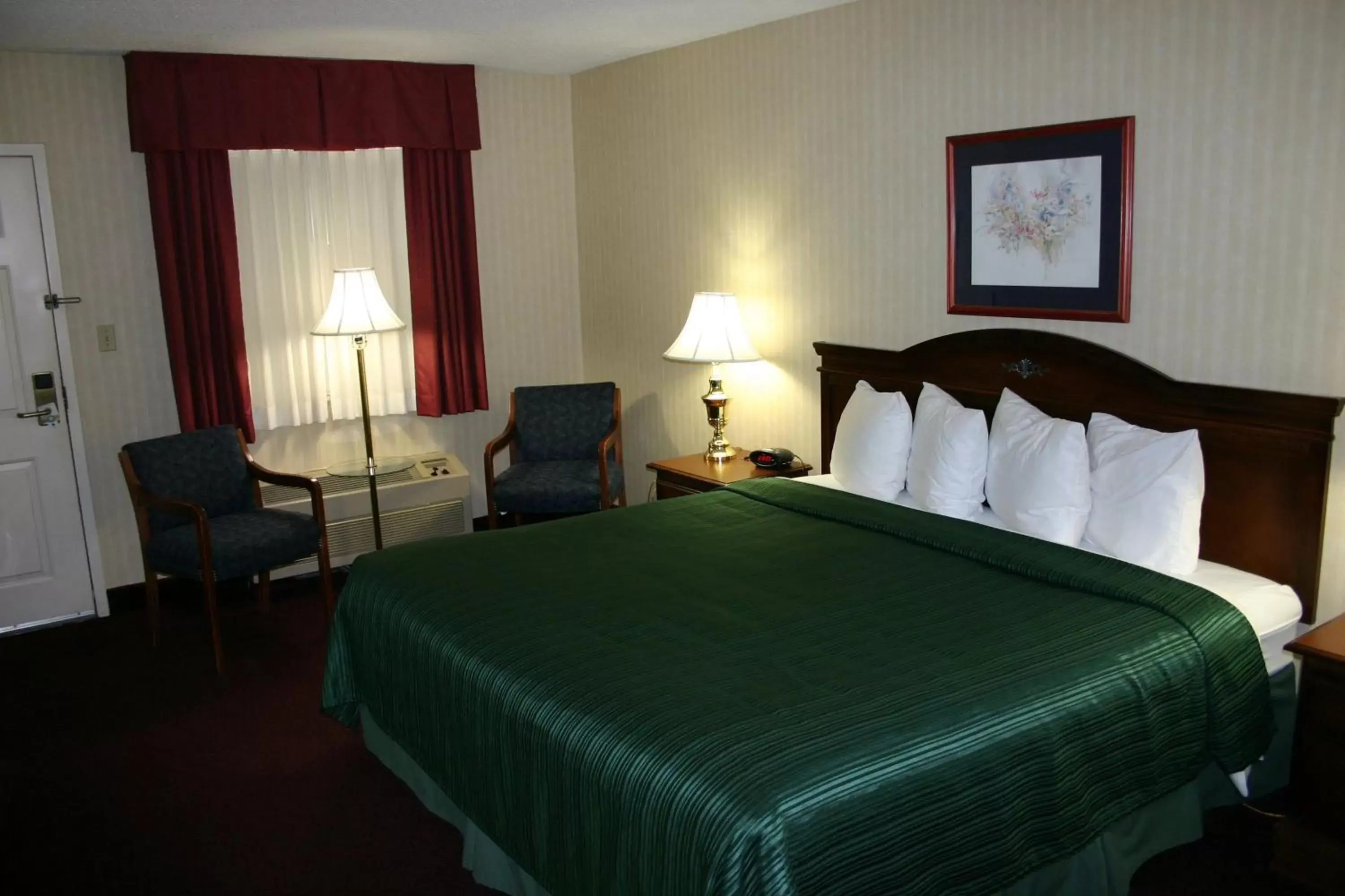 King Room - 1st Floor in Quality Inn Gettysburg Battlefield