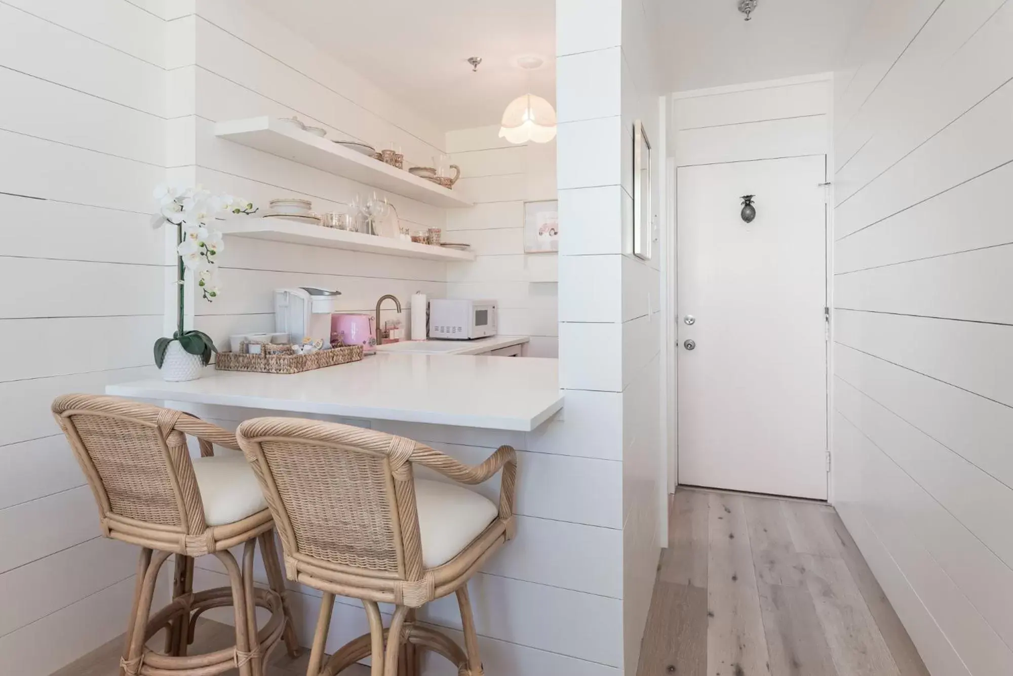 Kitchen or kitchenette, Bathroom in Tropicals of Palm Beach