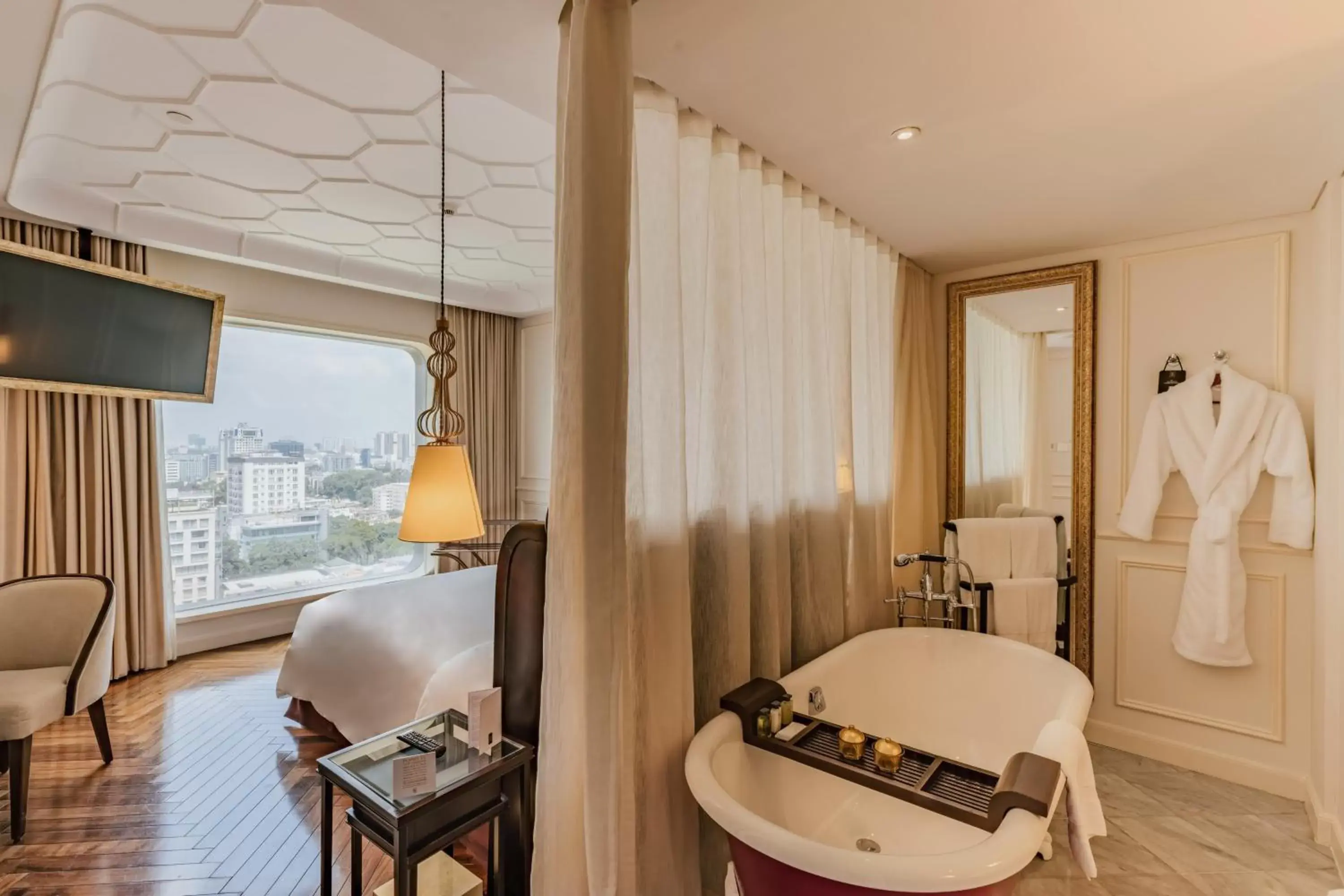 Bedroom, Bathroom in Hotel Des Arts Saigon Mgallery Collection