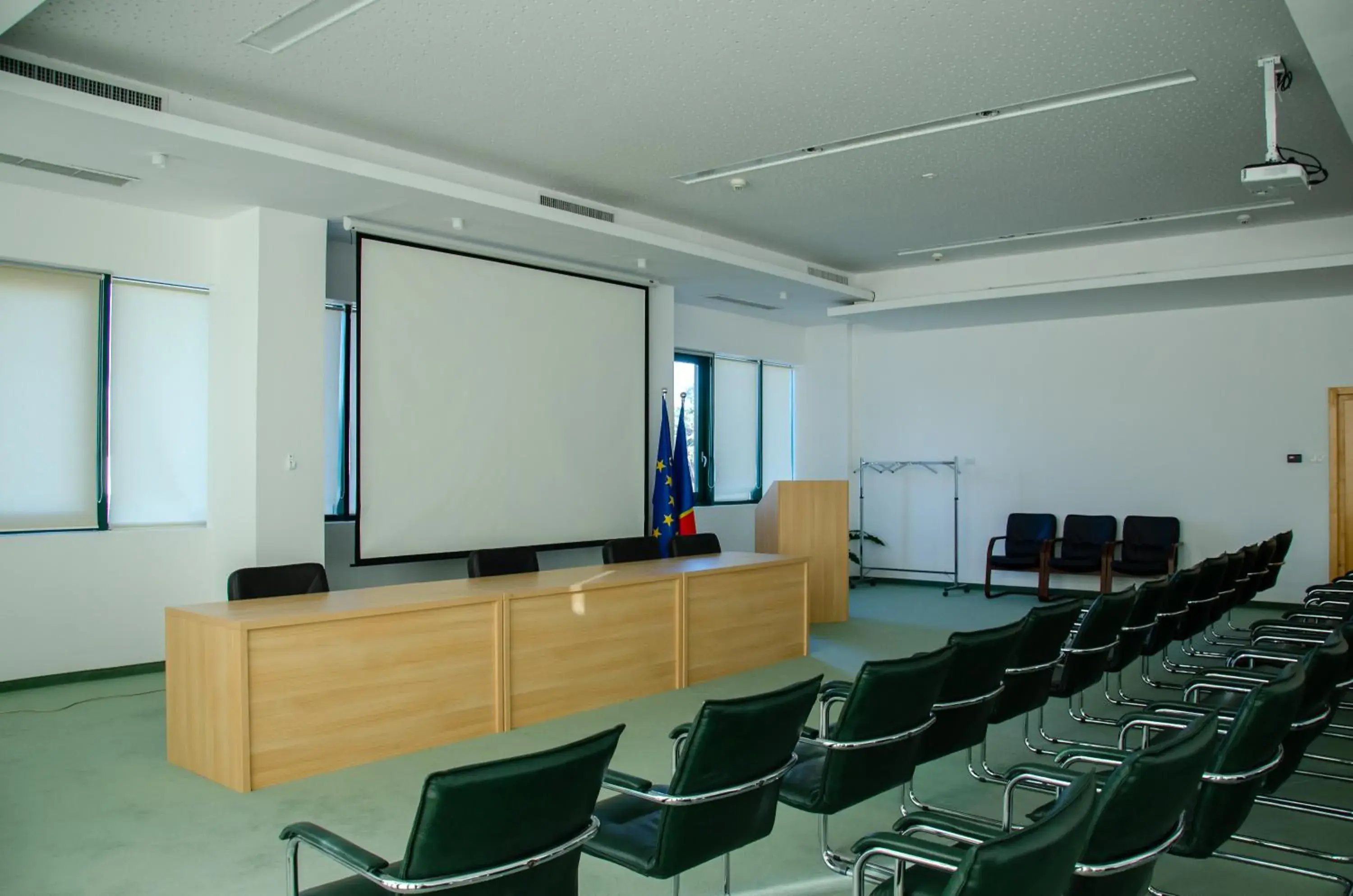 Business Area/Conference Room in Complex Silva