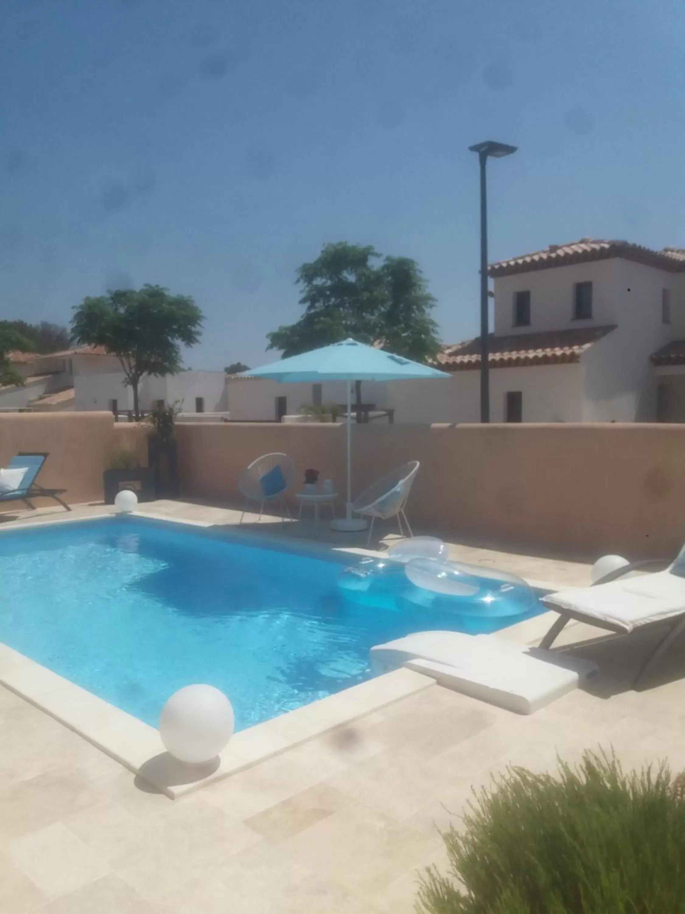 Swimming Pool in Chambre d'hôtes dans Villa Diane