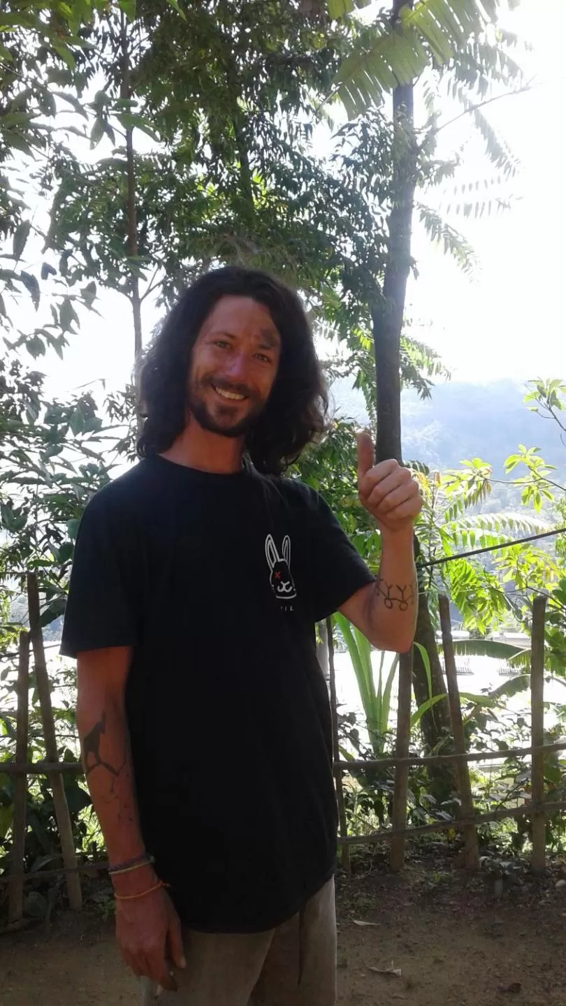 Guests in Malithis lodge