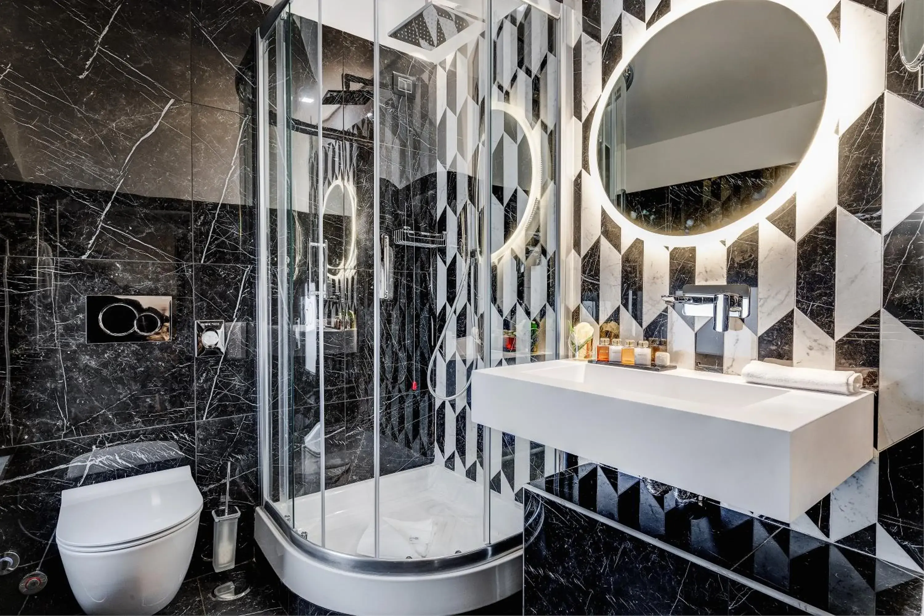 Shower, Bathroom in Dharma Boutique Hotel & SPA