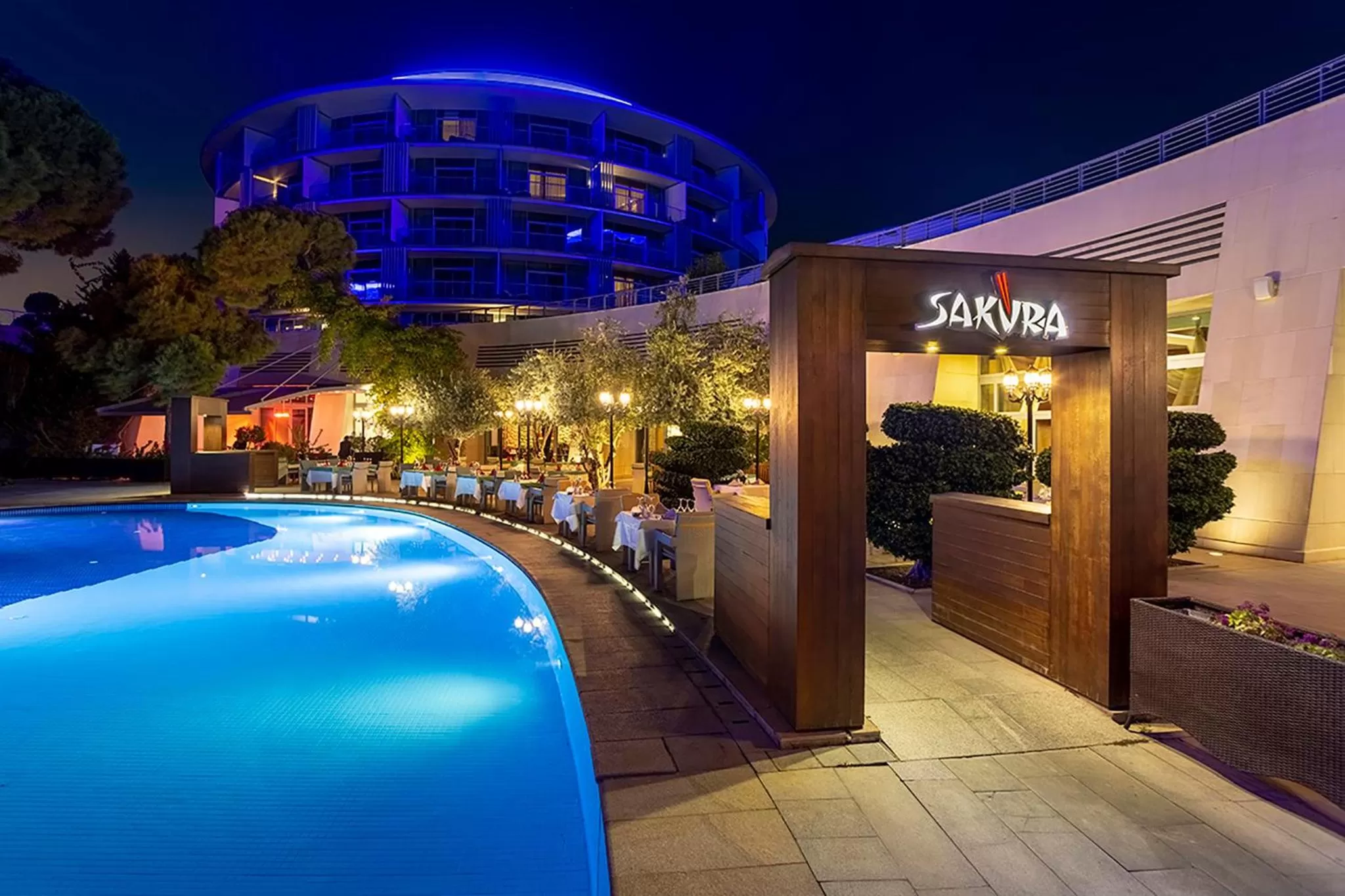 Restaurant/places to eat in Calista Luxury Resort