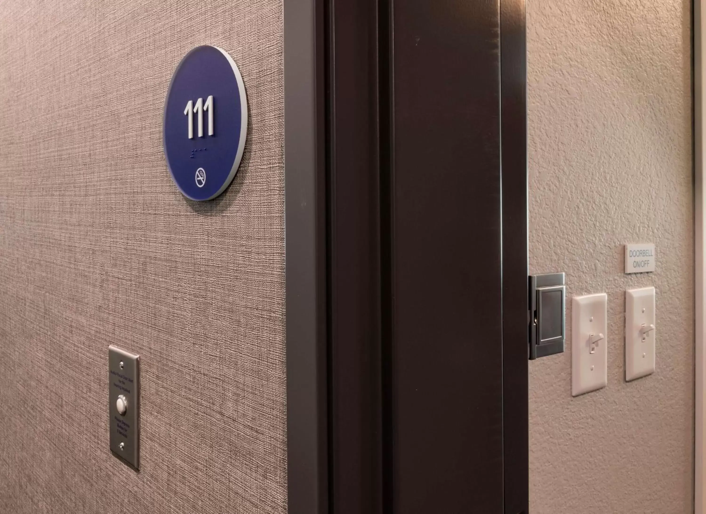 Photo of the whole room in Tru By Hilton Phoenix Glendale Westgate Photo of the whole room in Tru By Hilton Phoenix Glendale Westgate