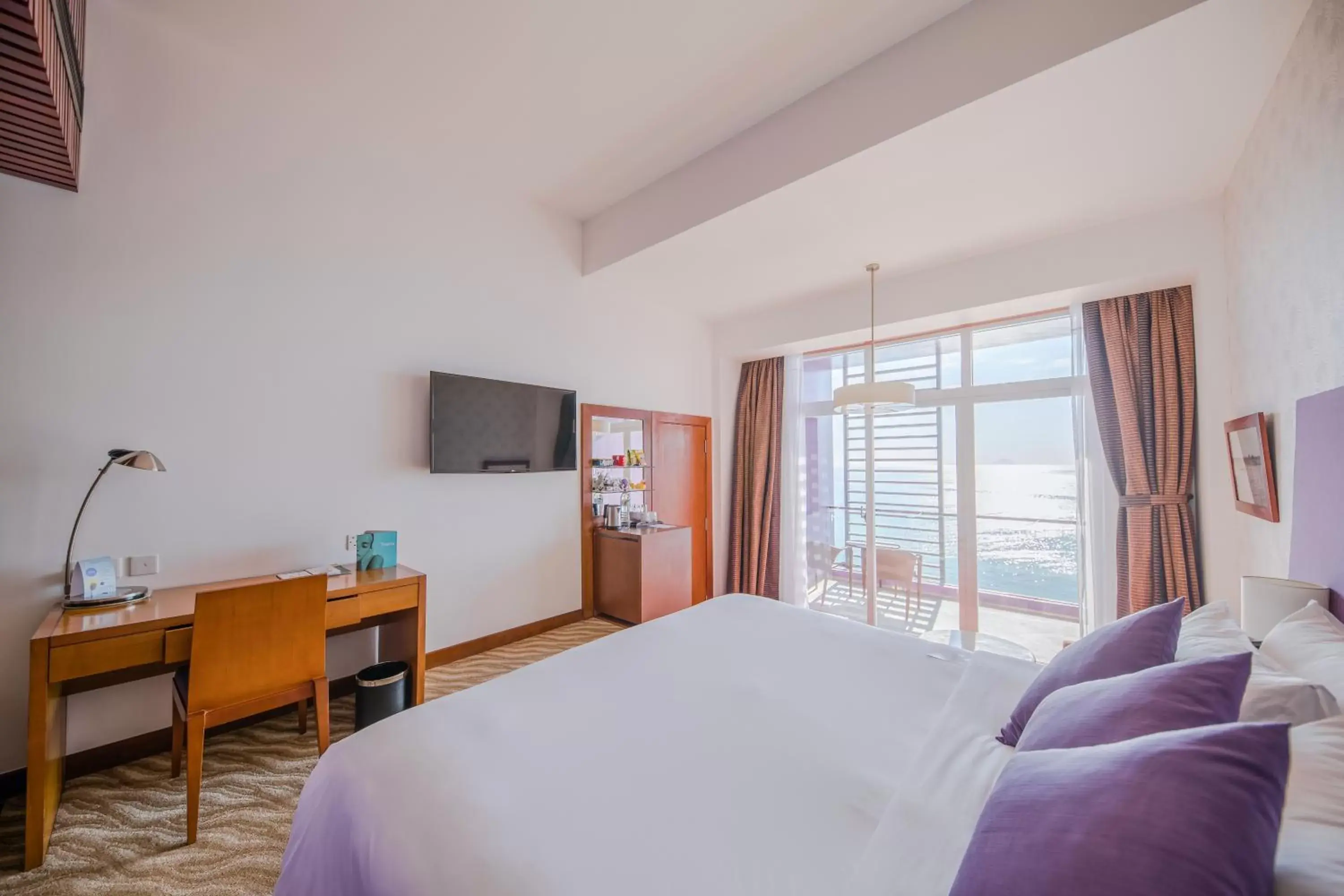 TV and multimedia, Bed in Hotel Novotel Nha Trang