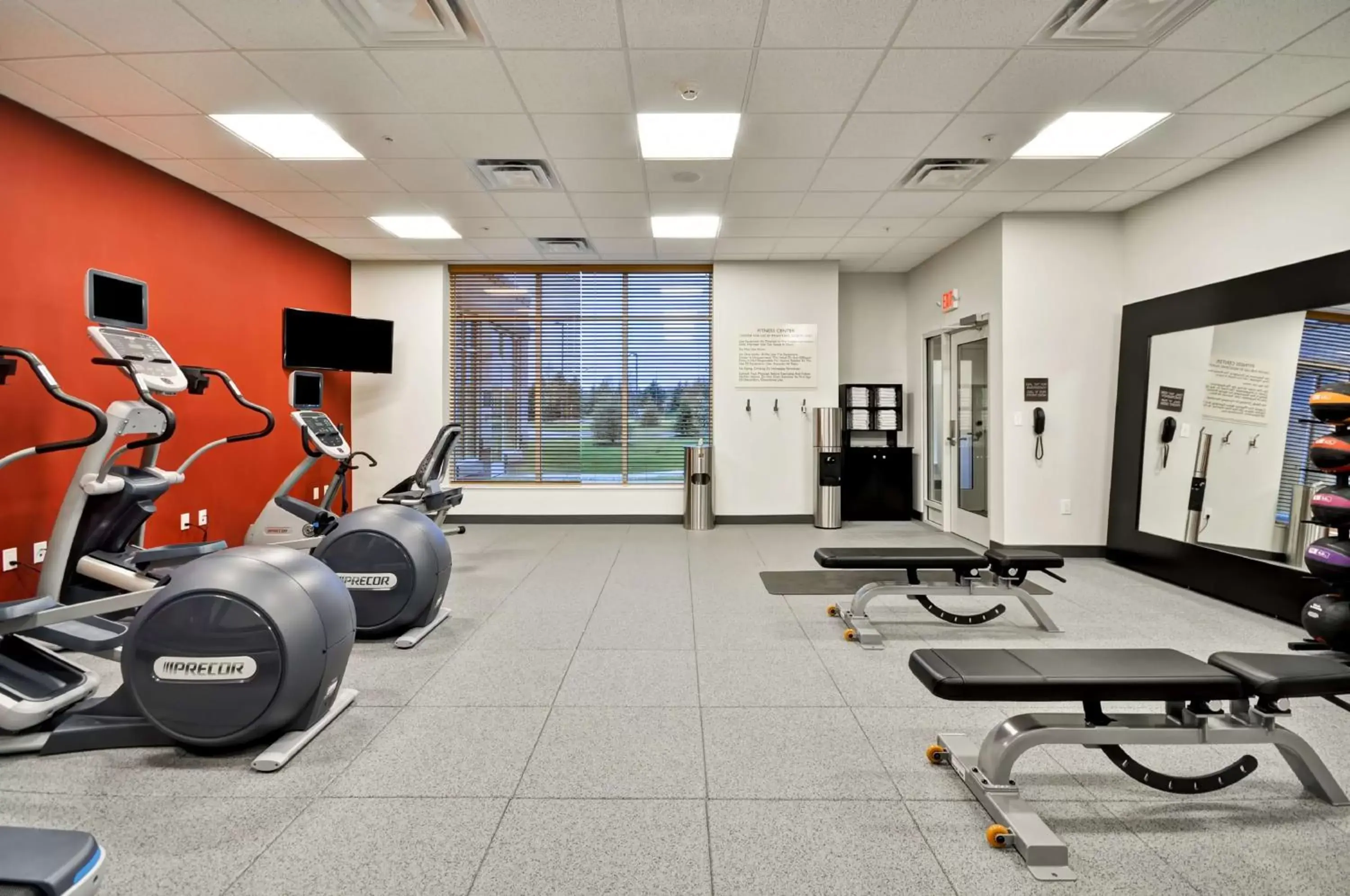 Fitness centre/facilities, Fitness Center/Facilities in Hilton Garden Inn Detroit Troy