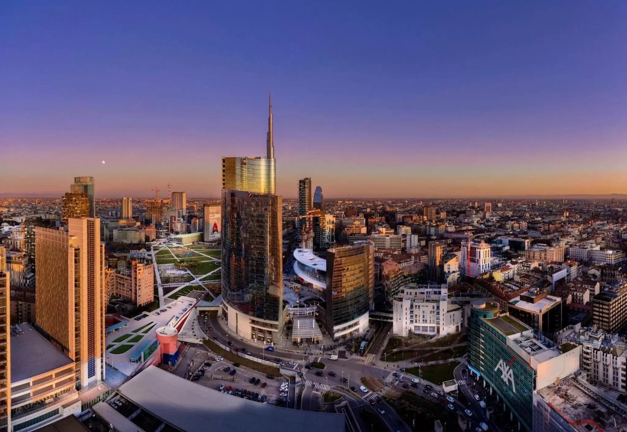 Area and facilities, Bird's-eye View in Holiday Inn Milan Nord Zara, an IHG Hotel