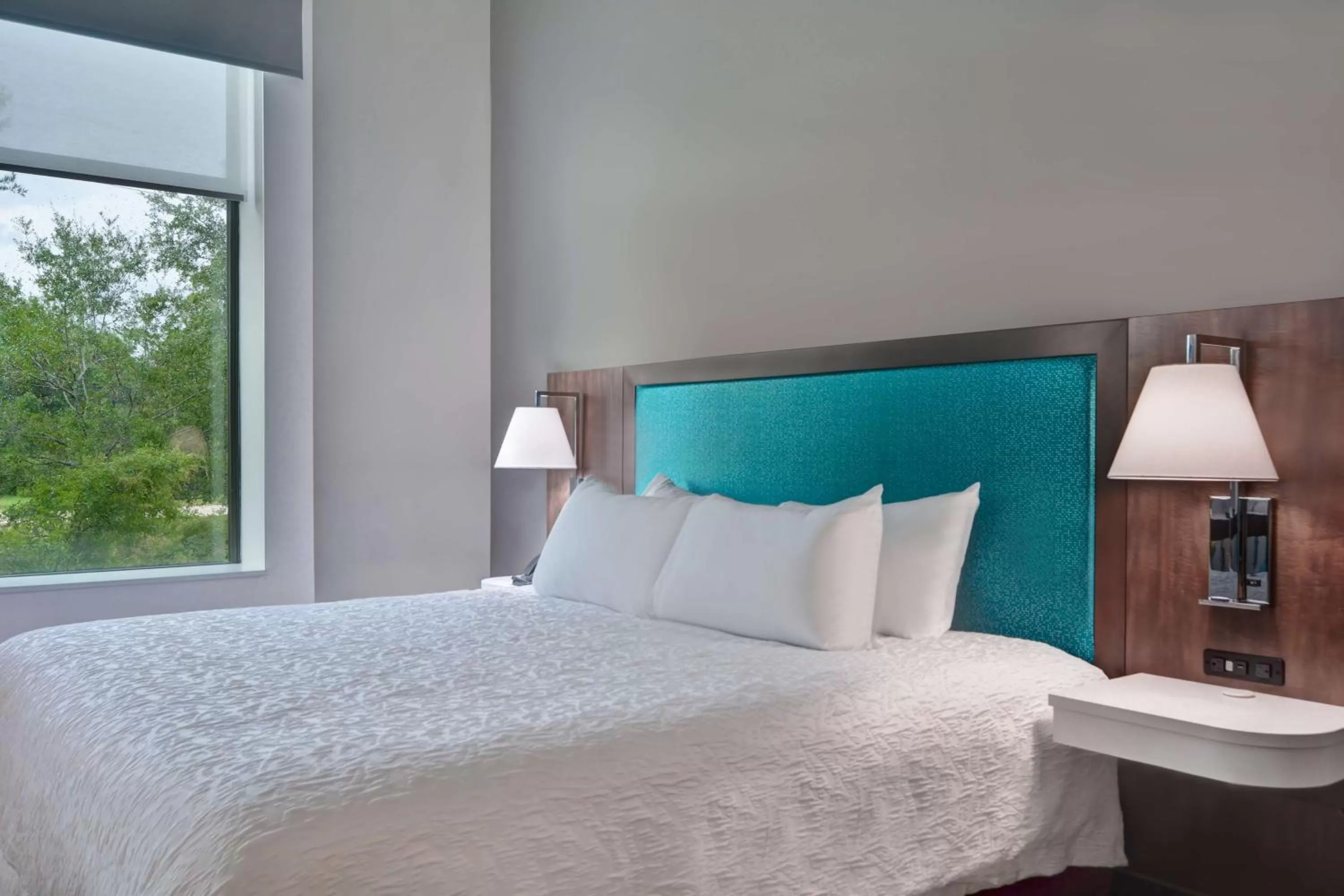 Bed in Hampton Inn & Suites Tampa Riverview Brandon