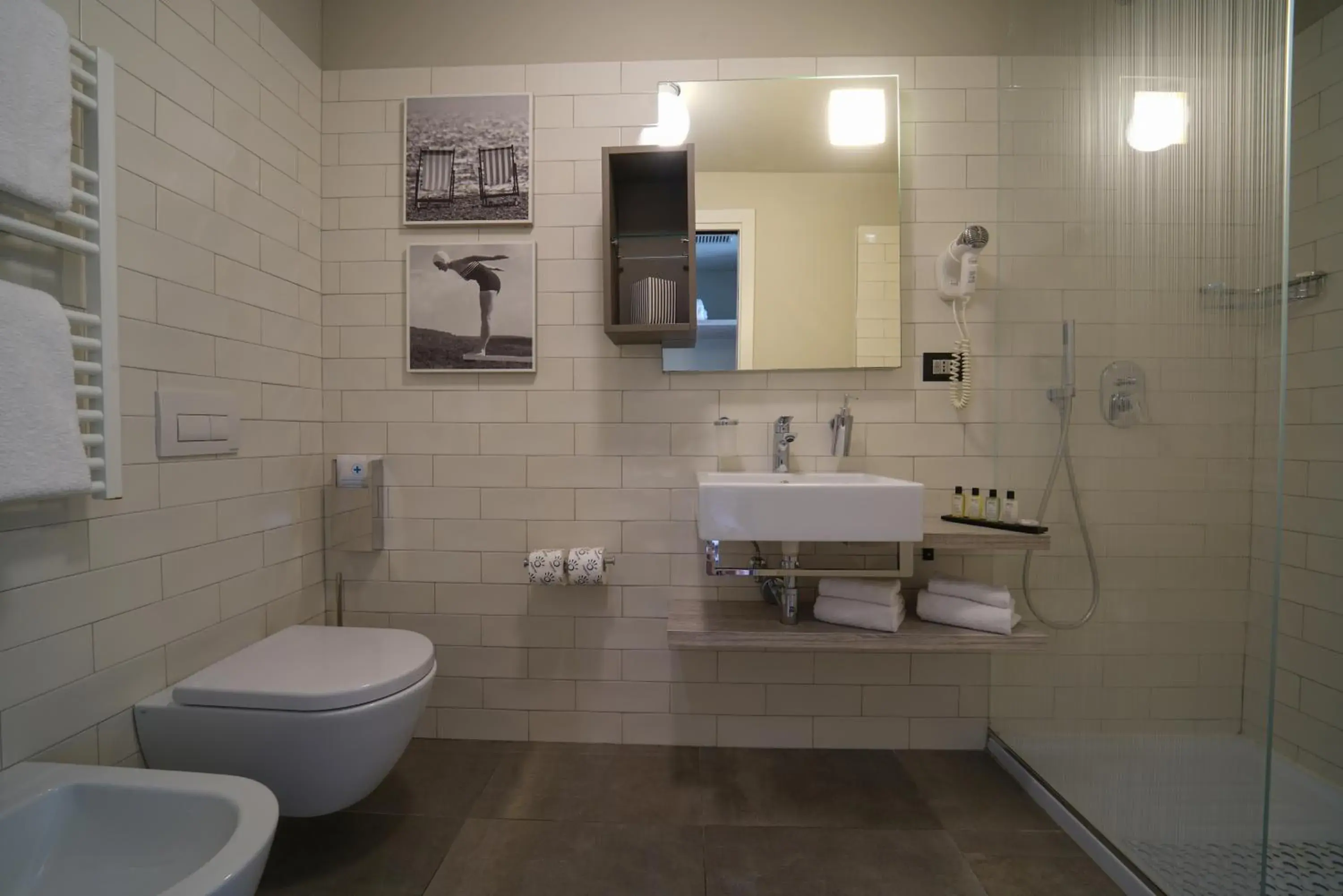 Bathroom in Nautilus Family Hotel