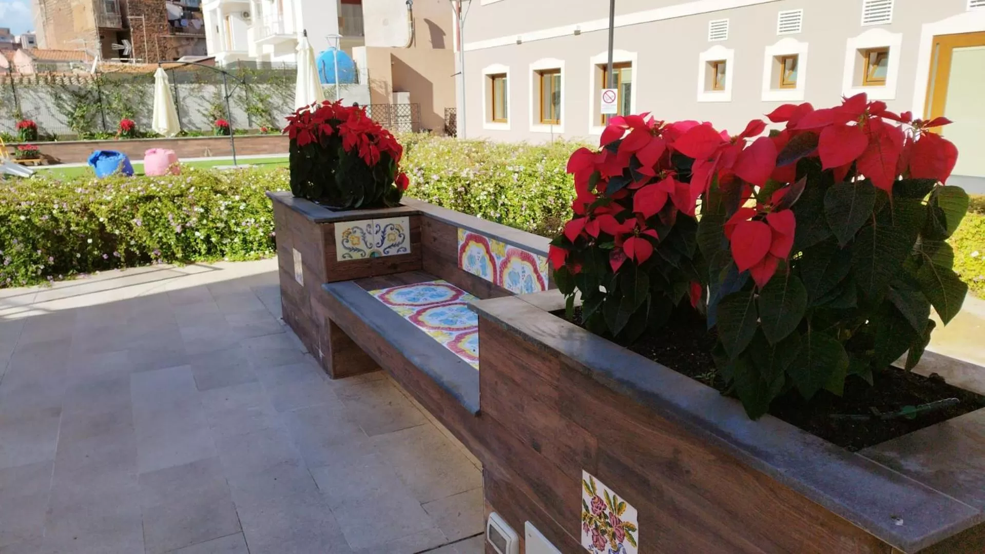 Inner courtyard view in ROOMS alCentro