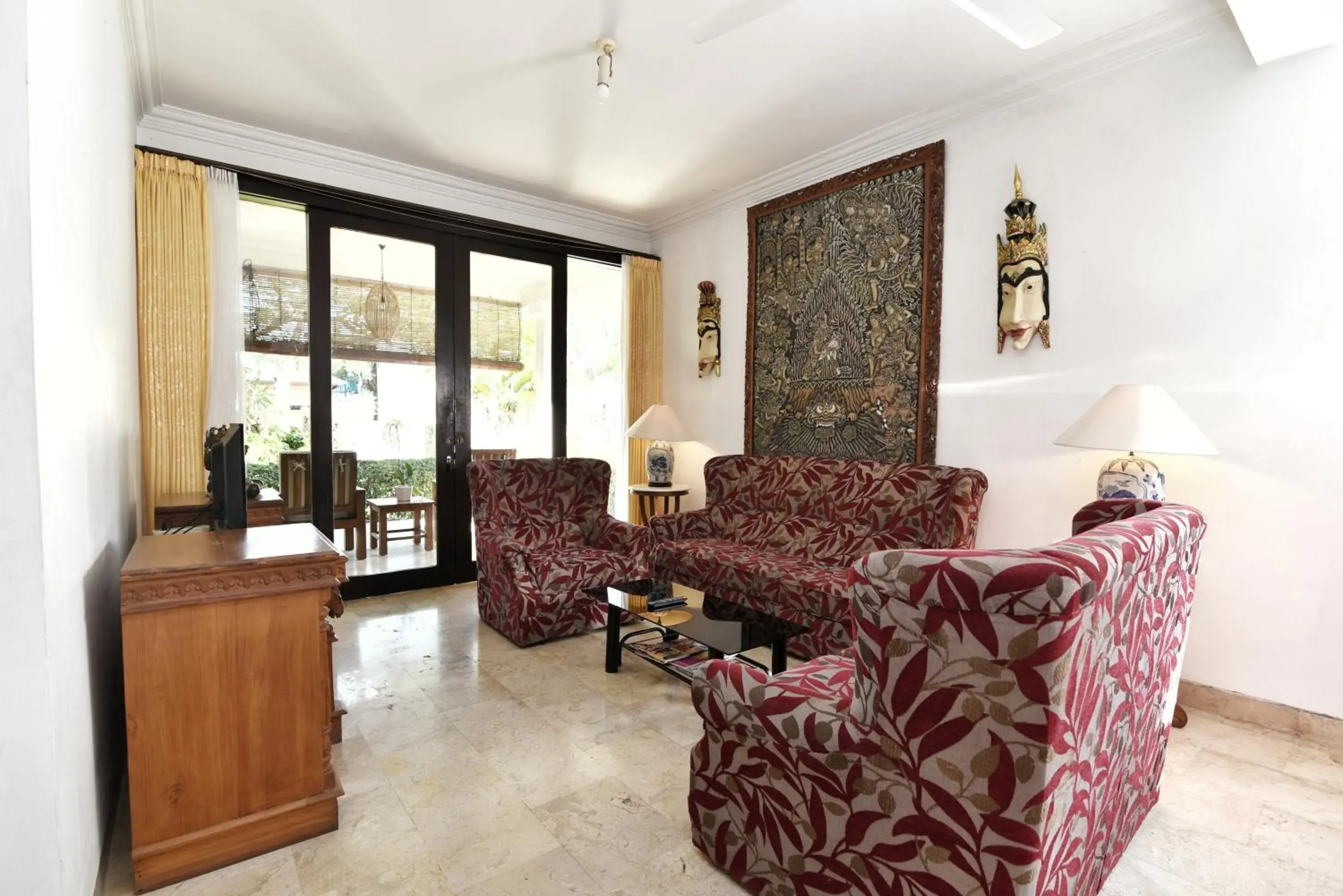 Living room in Palm Garden Hotel Living room in Palm Garden Hotel