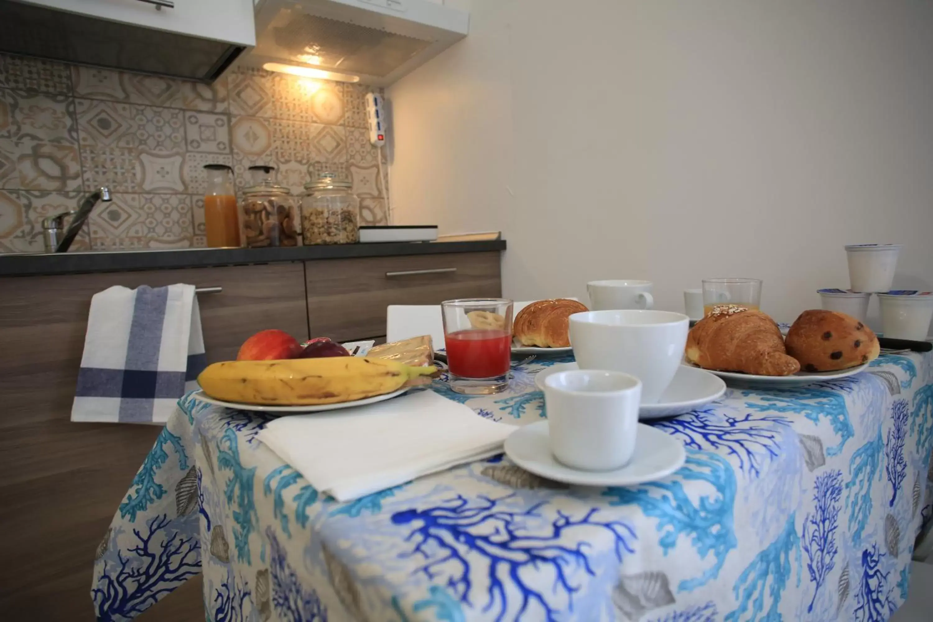 Kitchen or kitchenette in Villarosa pompei studios