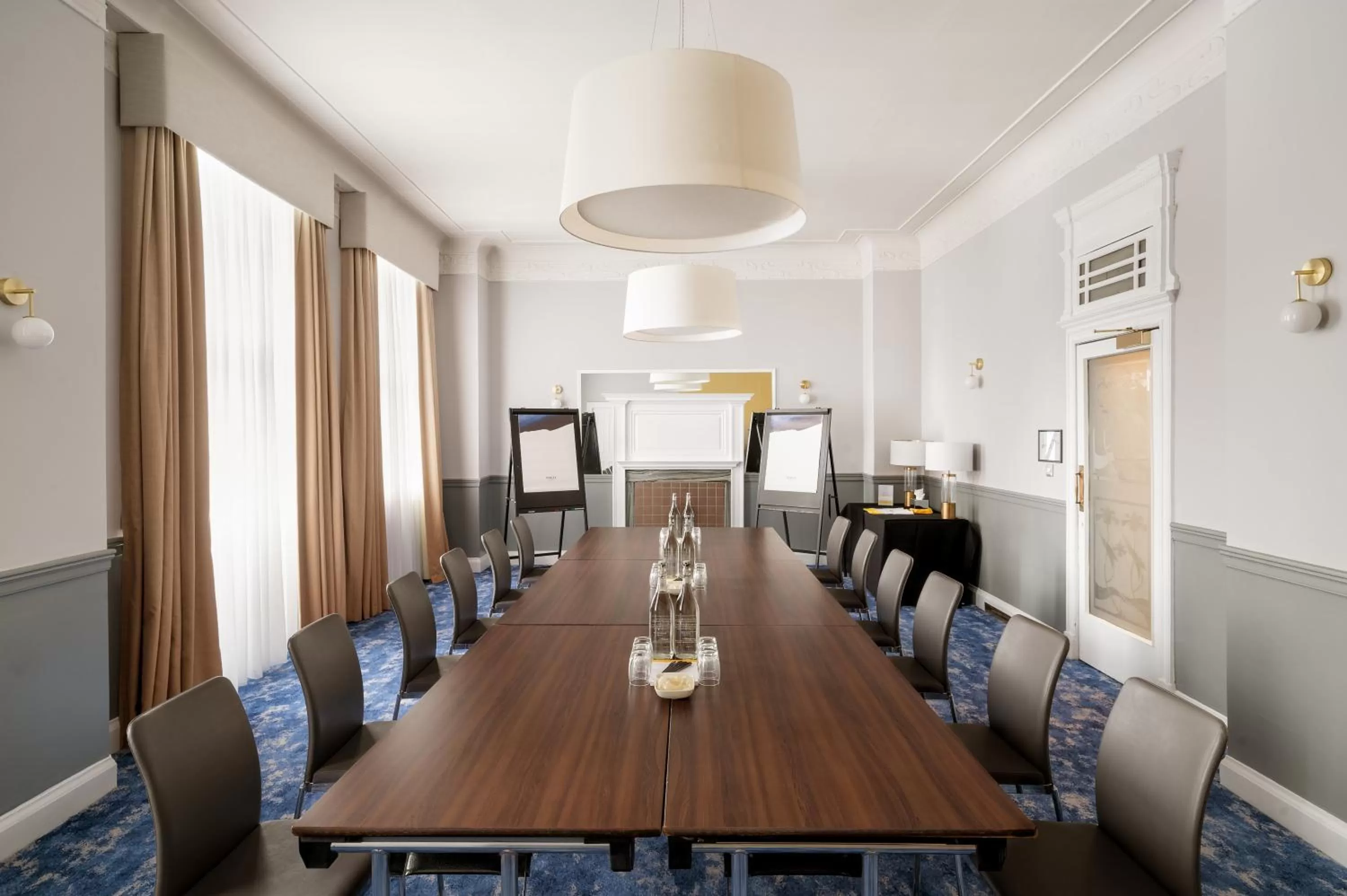 Meeting/conference room in voco Grand Central Glasgow by IHG