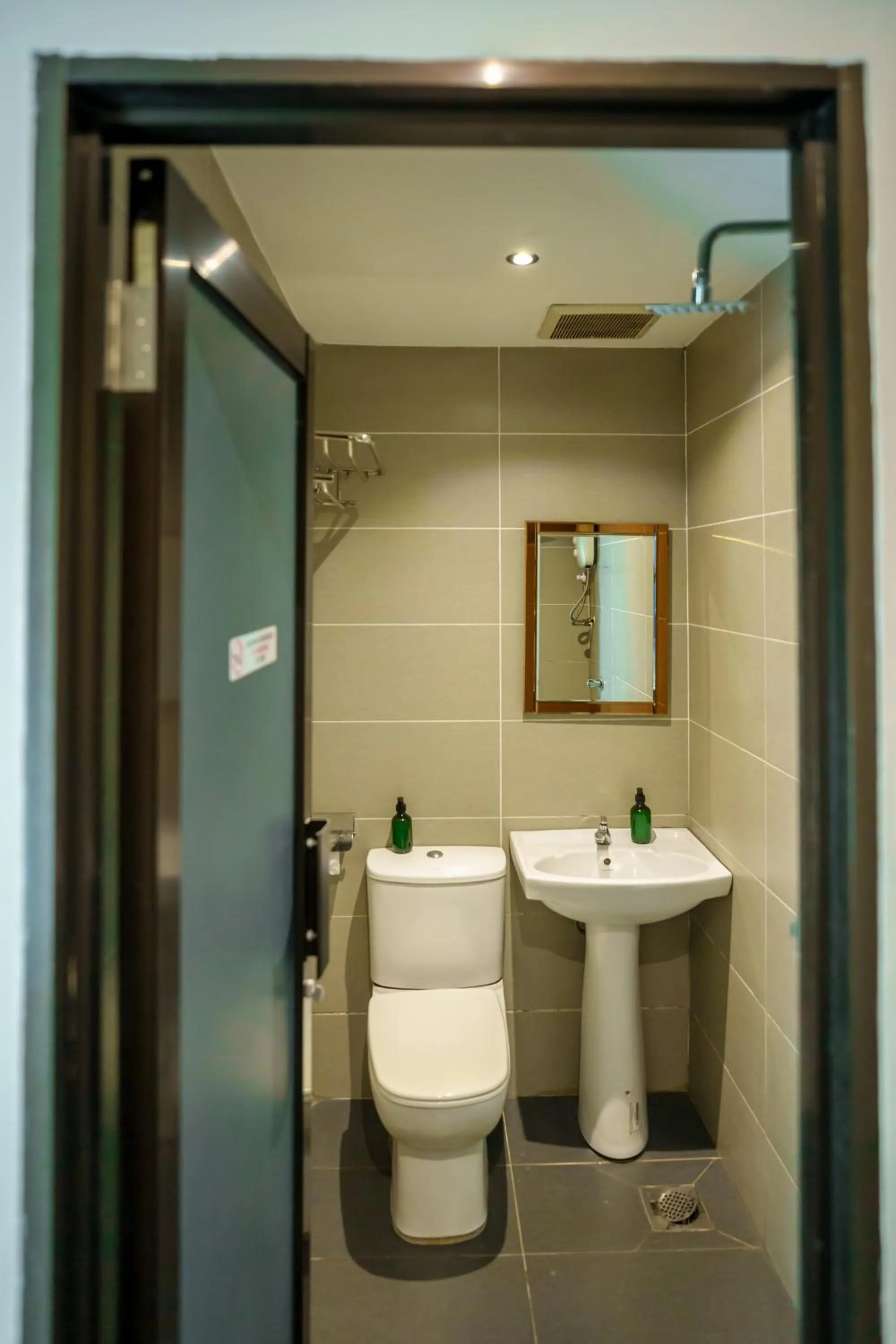 Shower in Alaxis Hotel