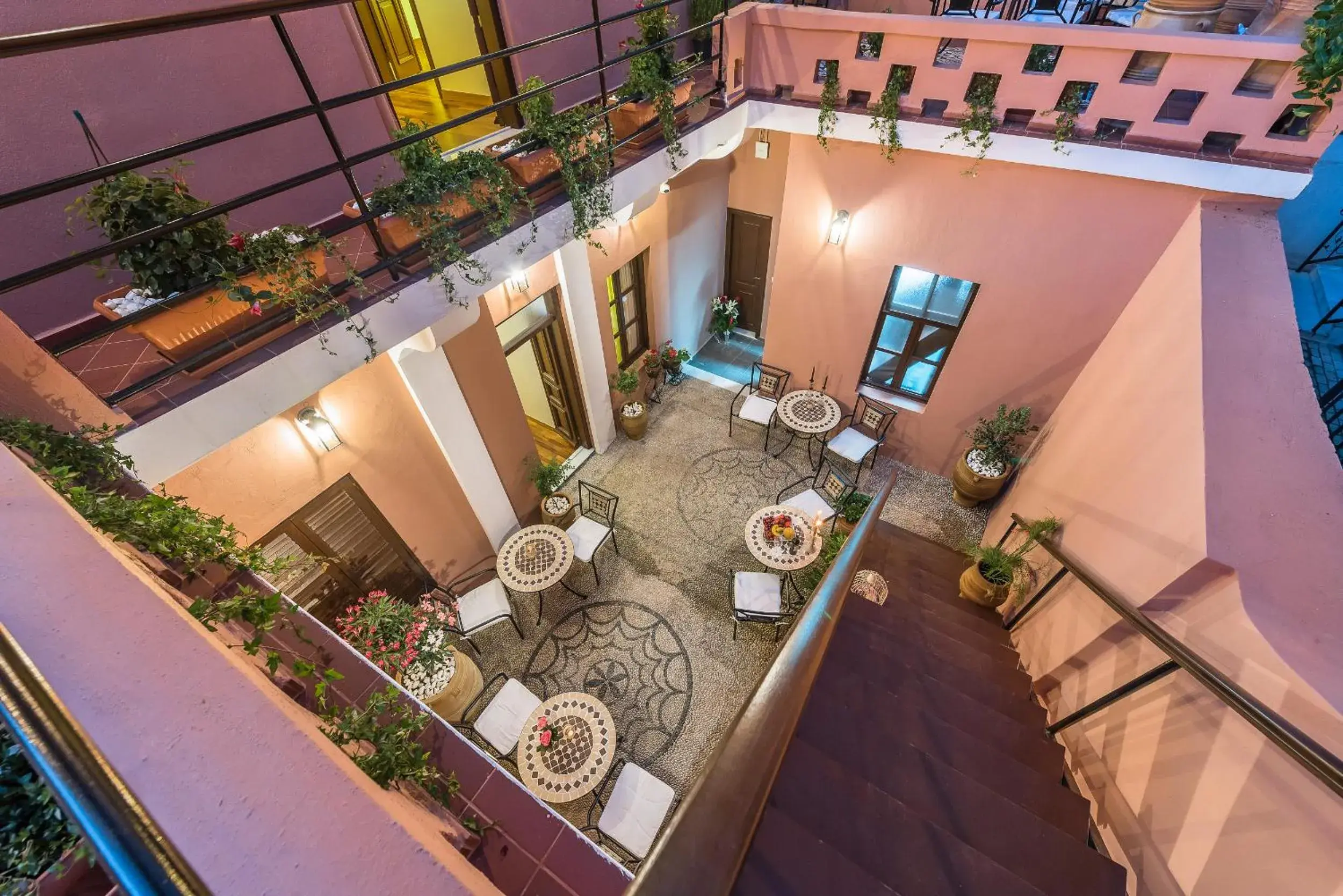 Balcony/Terrace, Restaurant/Places to Eat in Sperveri Boutique Hotel