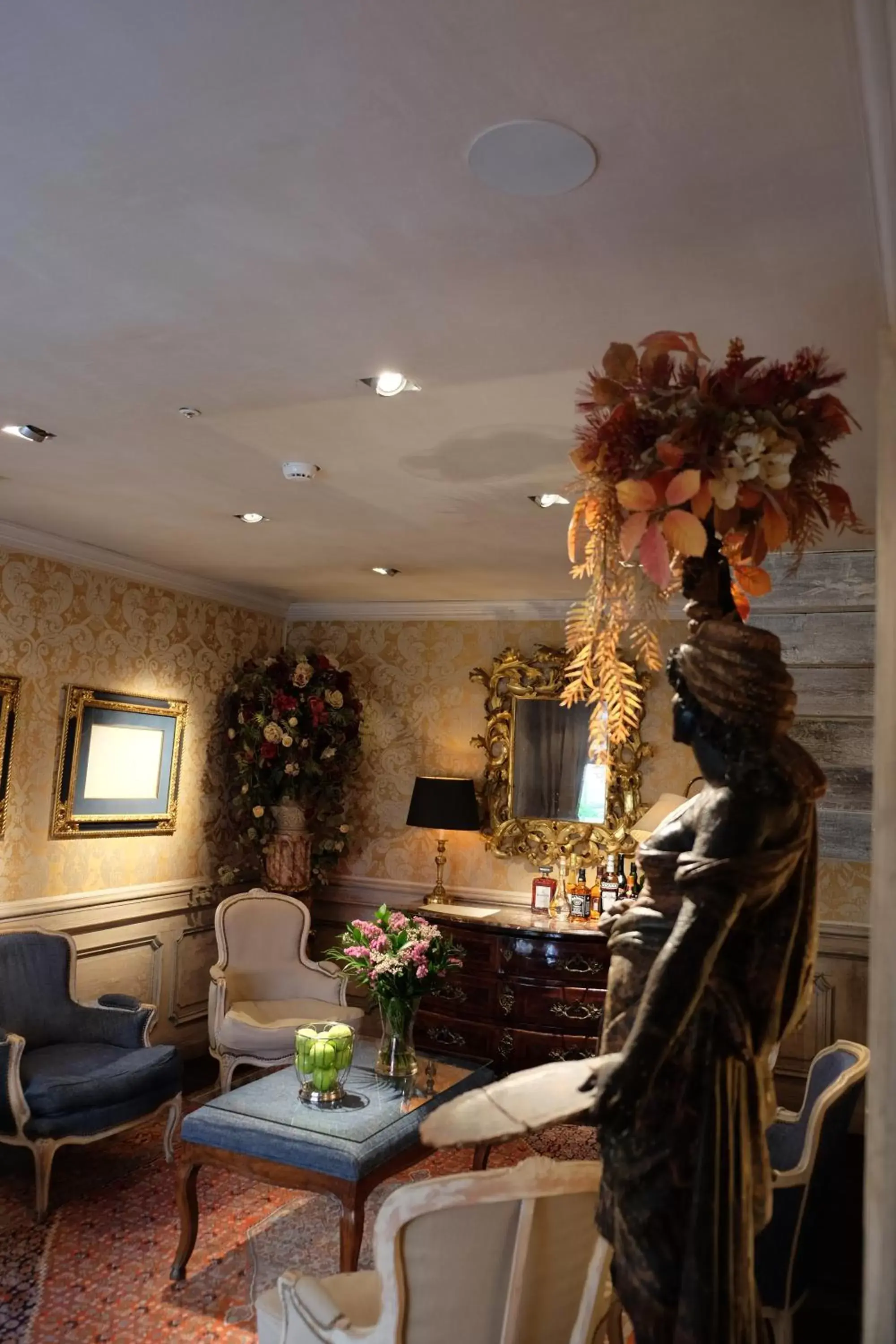 Seating area in Relais Bourgondisch Cruyce, A Luxe Worldwide Hotel