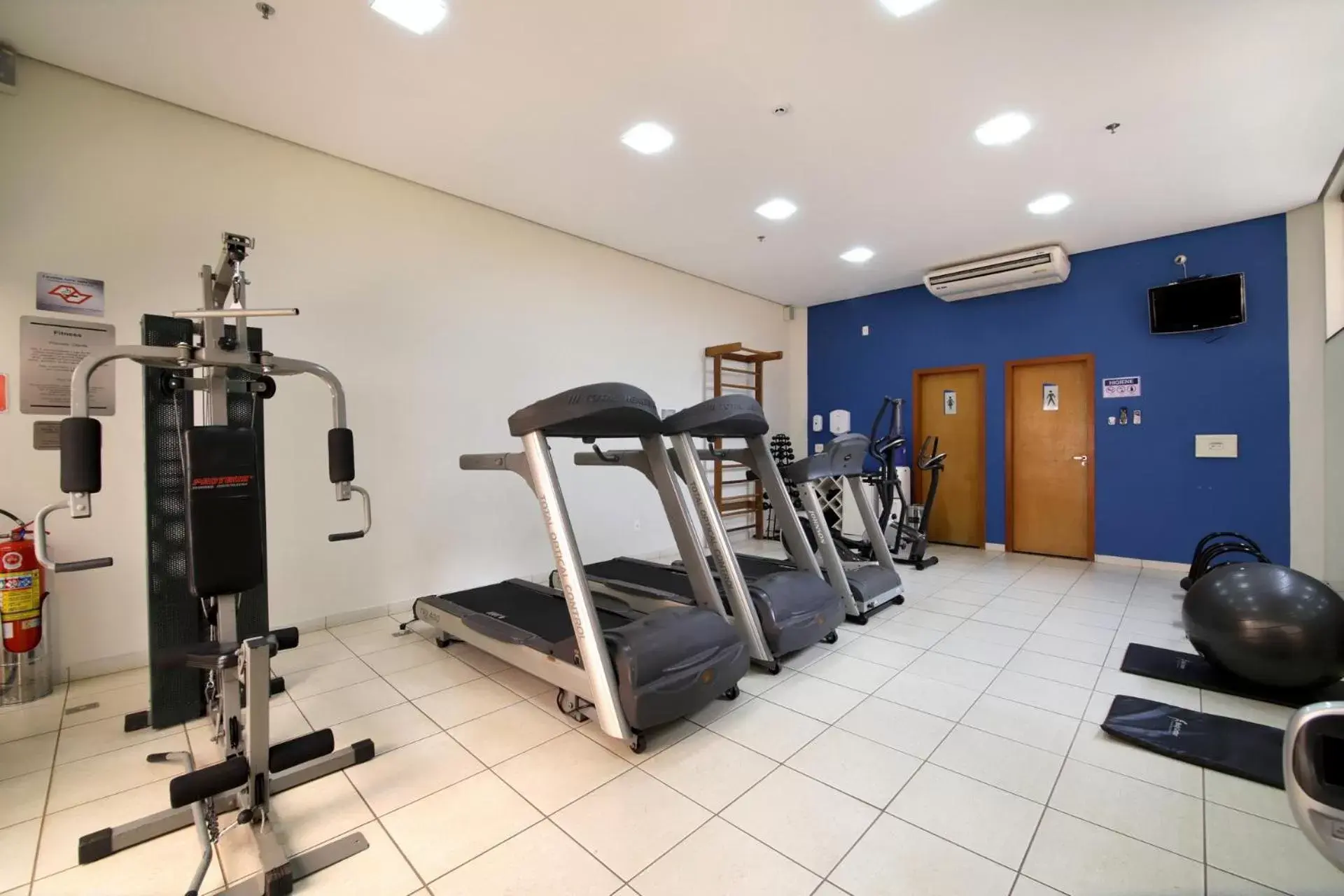 Fitness centre/facilities, Fitness Center/Facilities in Nobile Inn Executive Ribeirao Preto