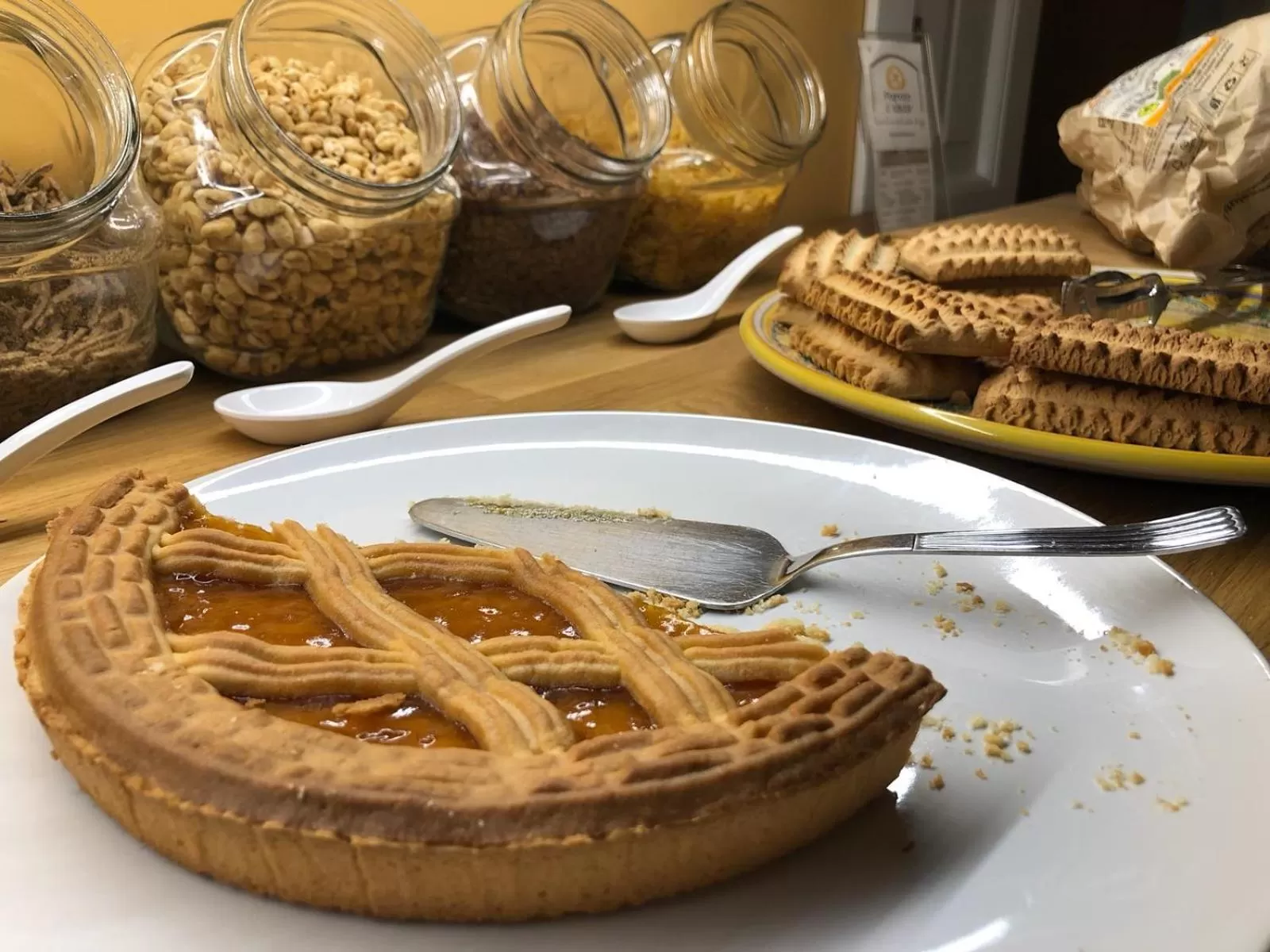 Continental breakfast in B&B Re Umberto