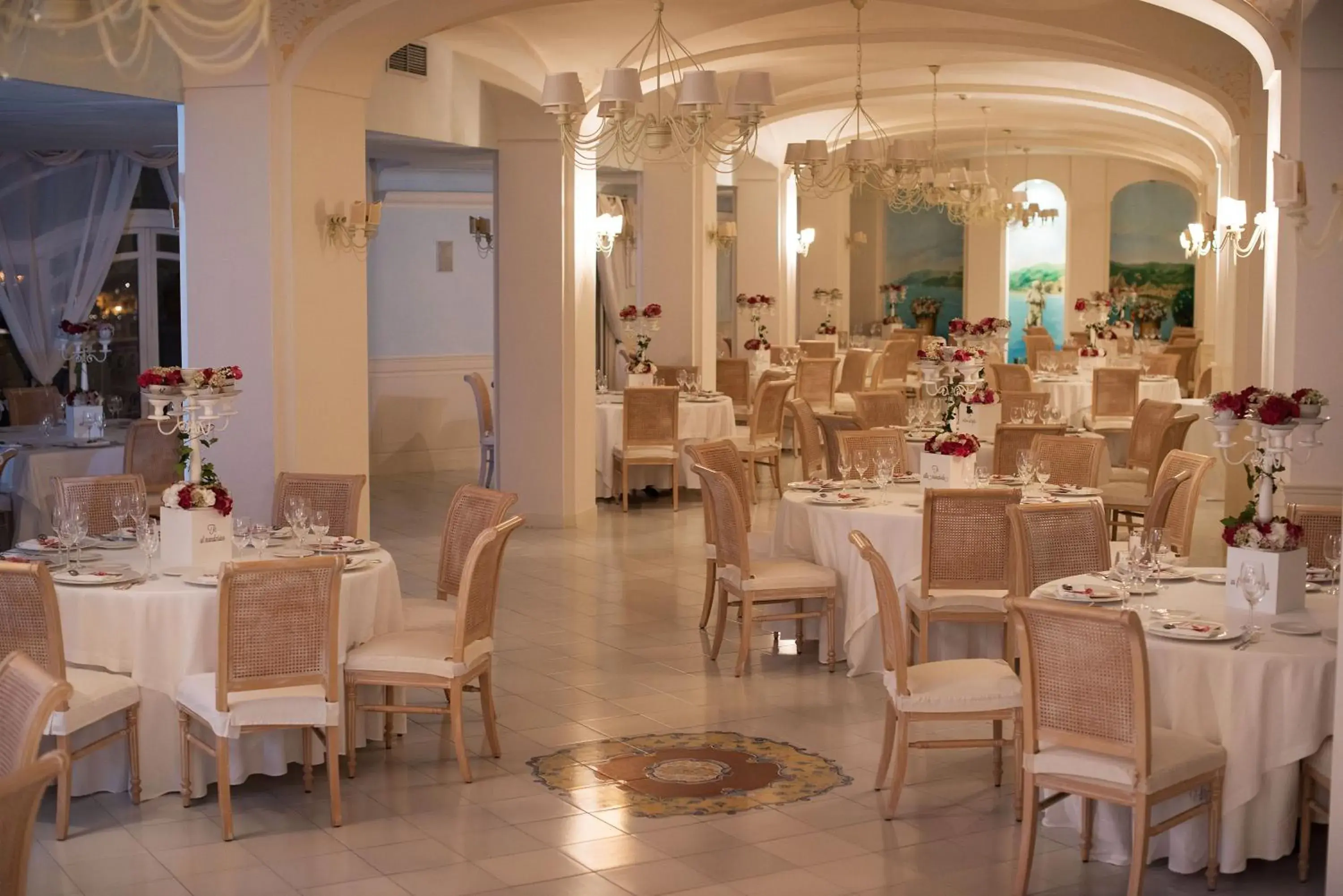 Area and facilities, Restaurant/Places to Eat in Hotel Club Due Torri