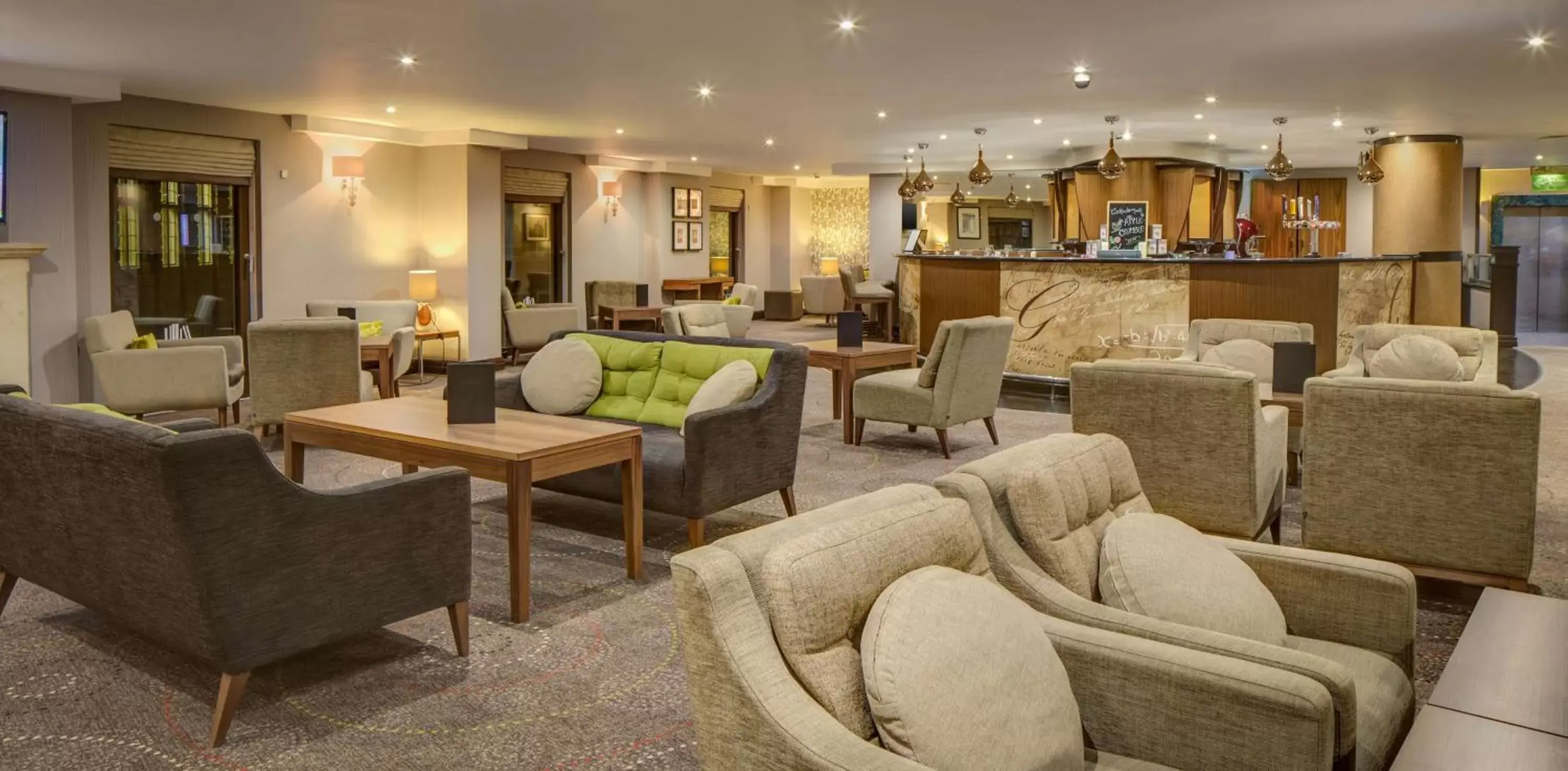 Lounge or bar, Lounge/Bar in Hilton Cambridge City Centre