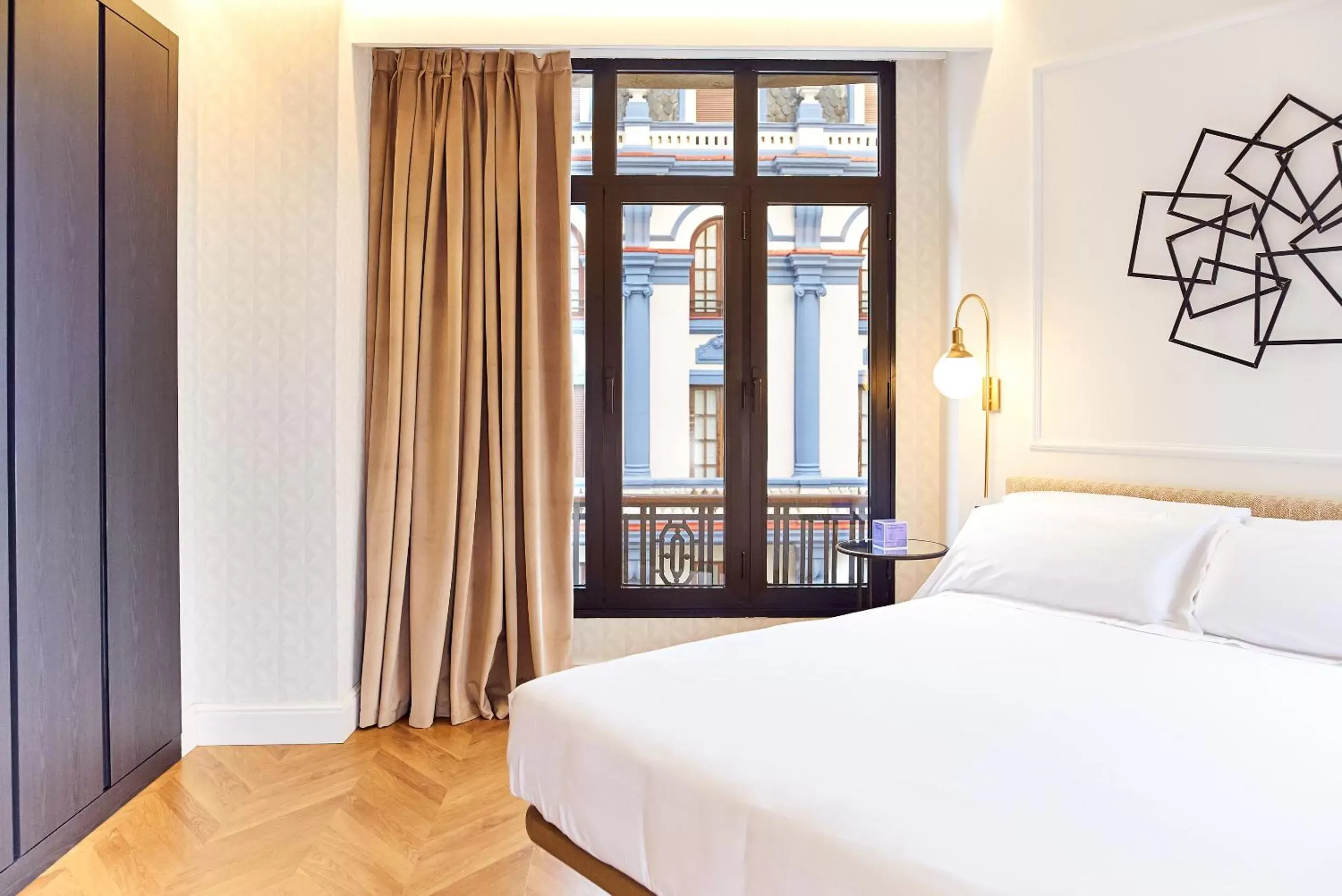 Photo of the whole room, Bed in Occidental León Alfonso V Photo of the whole room, Bed in Occidental León Alfonso V