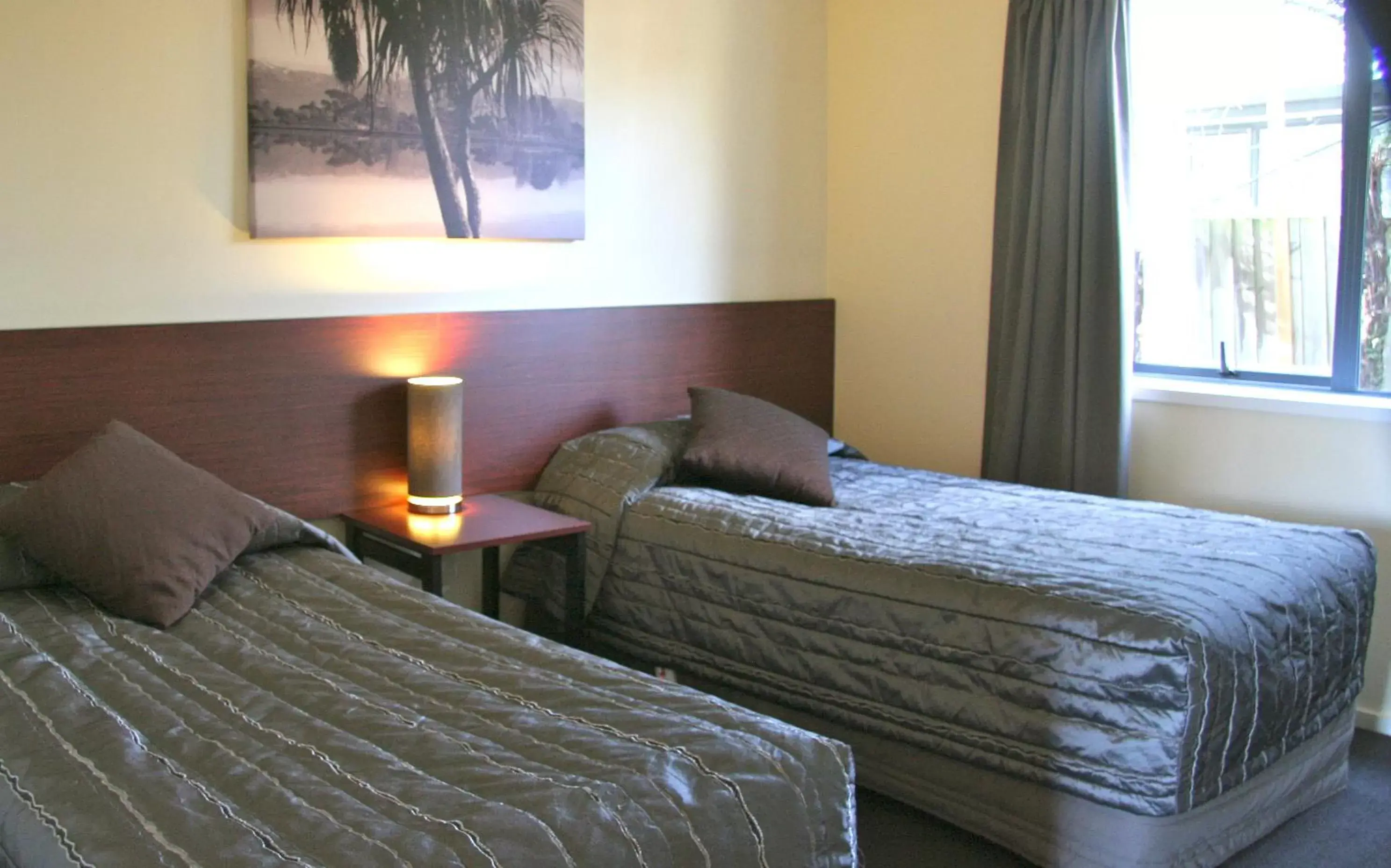 Bed in Sherborne Motor Lodge Bed in Sherborne Motor Lodge