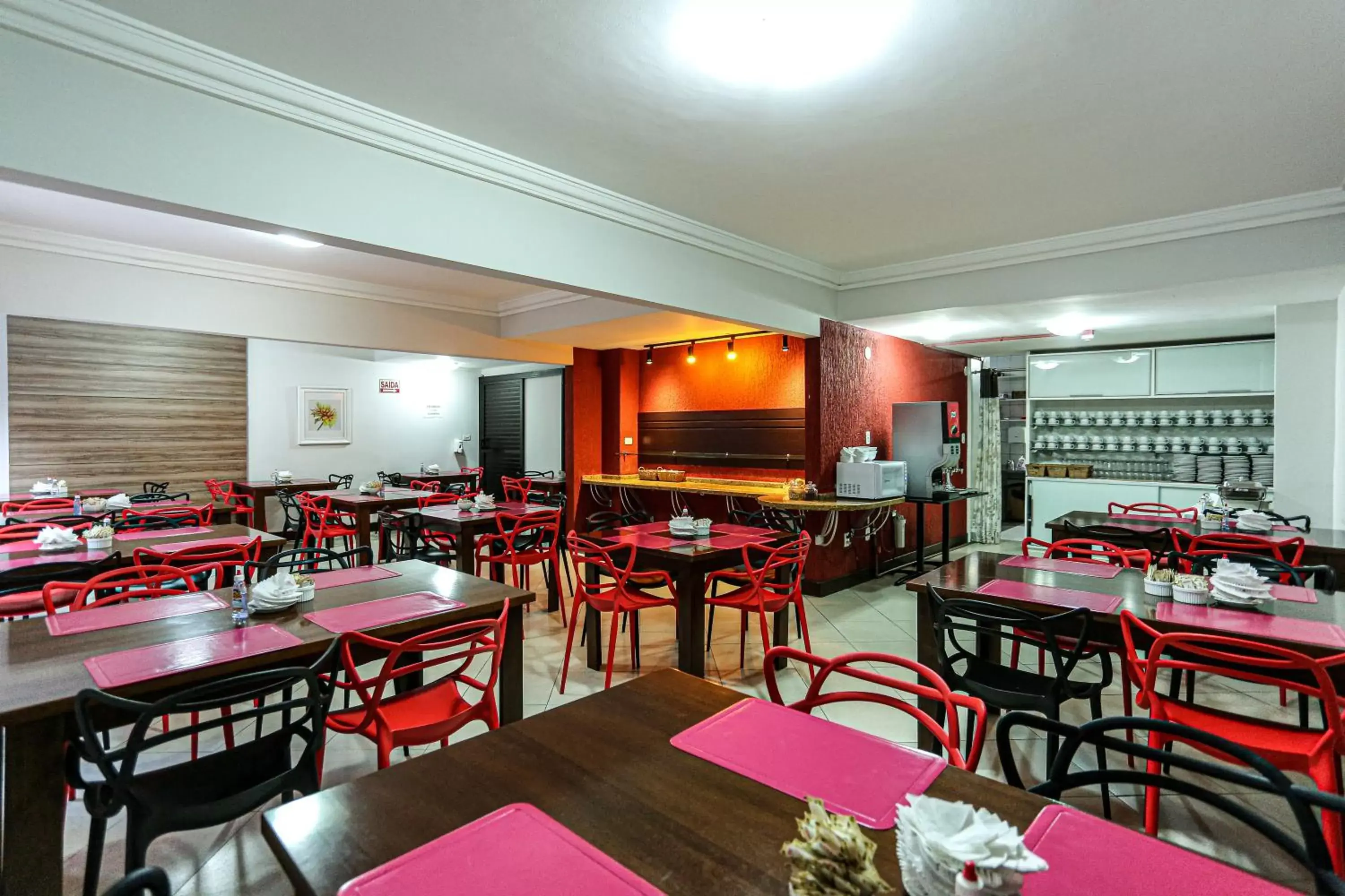 Breakfast, Restaurant/Places to Eat in Sandri City Hotel