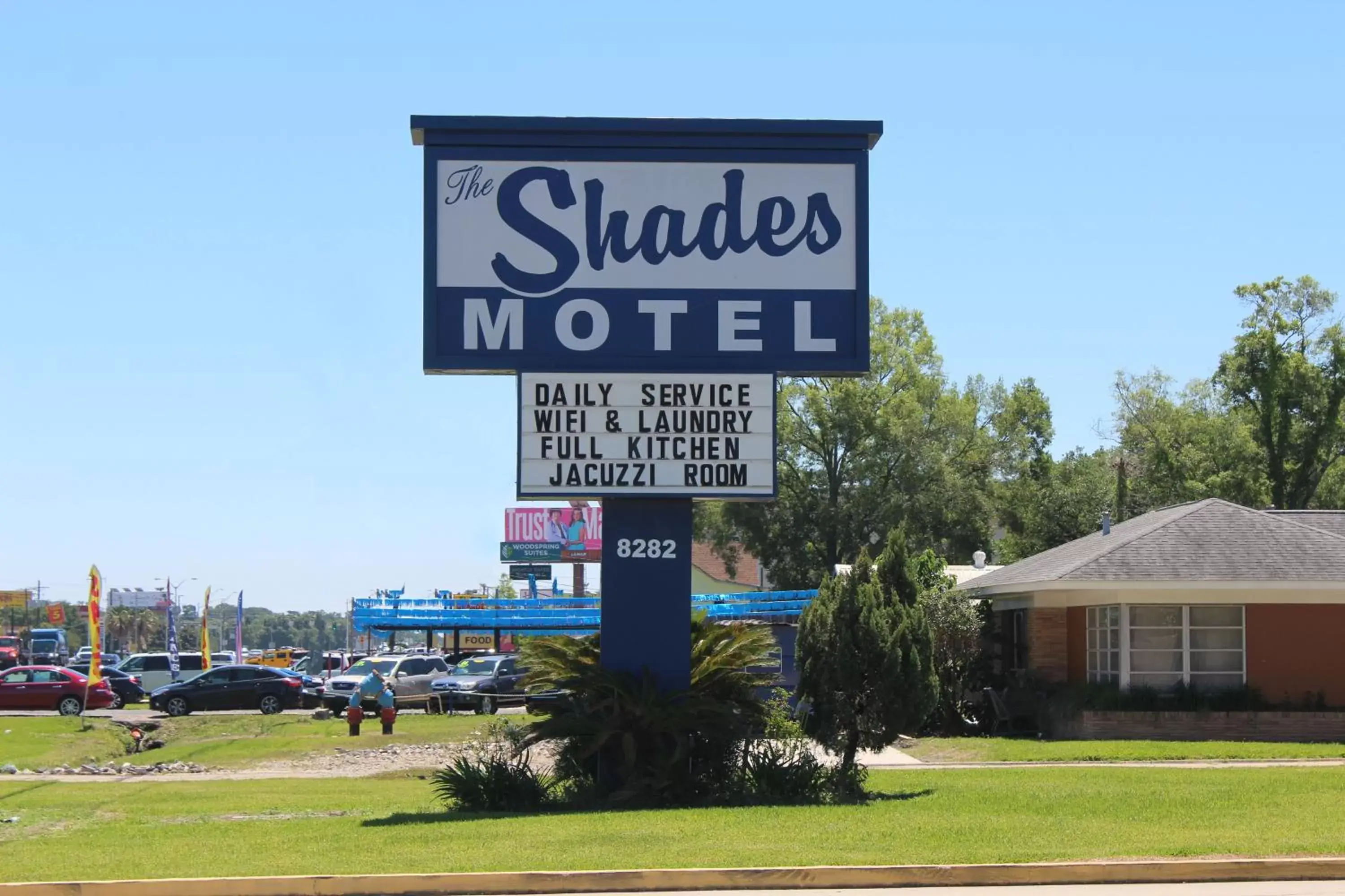 Property logo or sign, Property Building in The Shades Motel