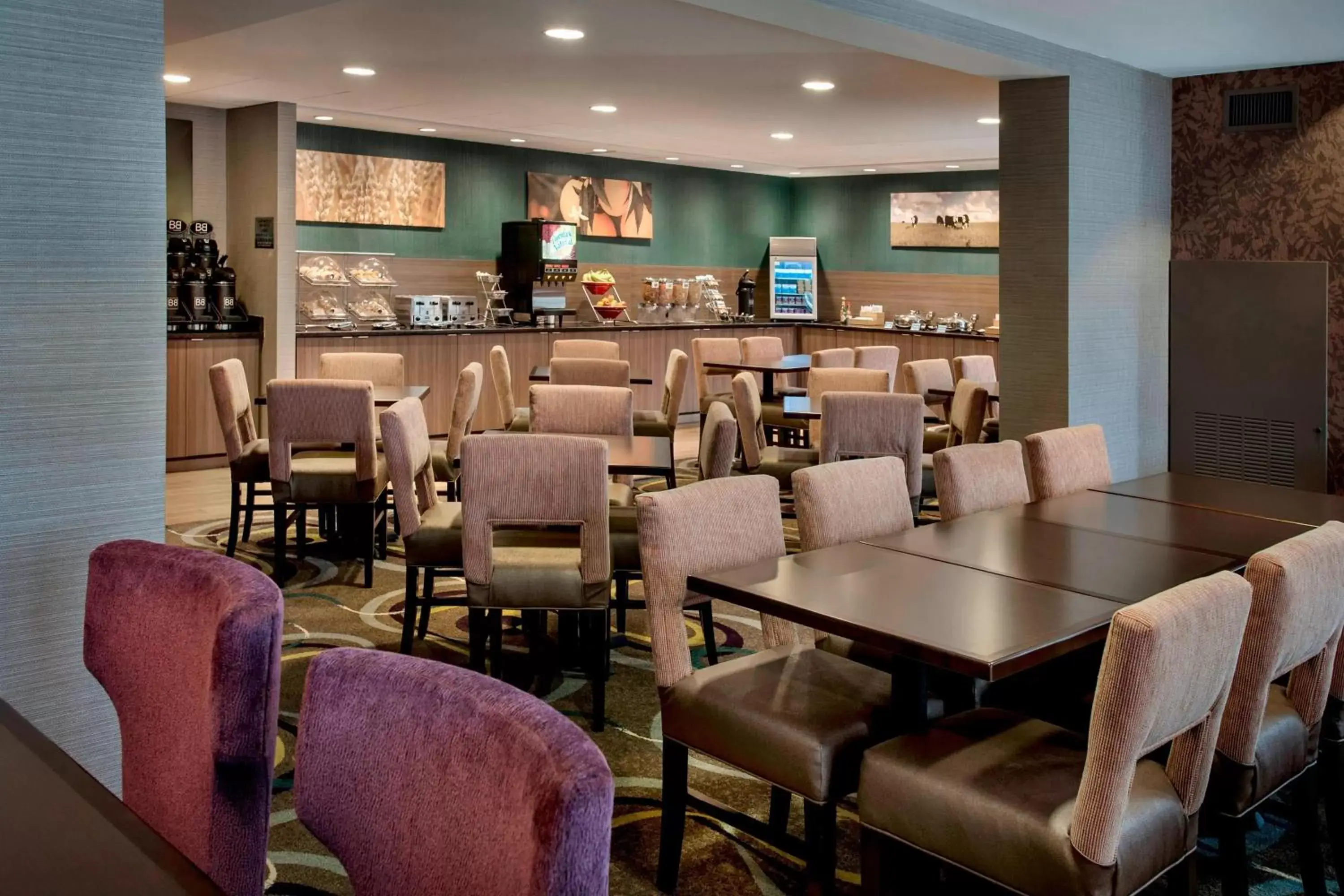 Breakfast, Restaurant/Places to Eat in Fairfield Inn & Suites by Marriott Great Barrington Lenox/Berkshires