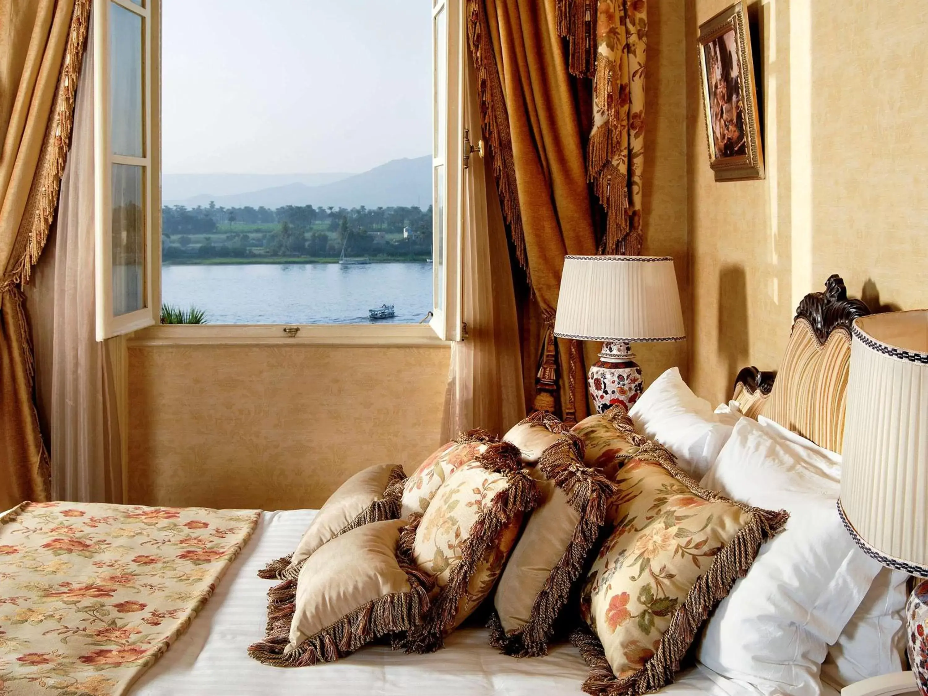 Photo of the whole room in Sofitel Winter Palace Luxor