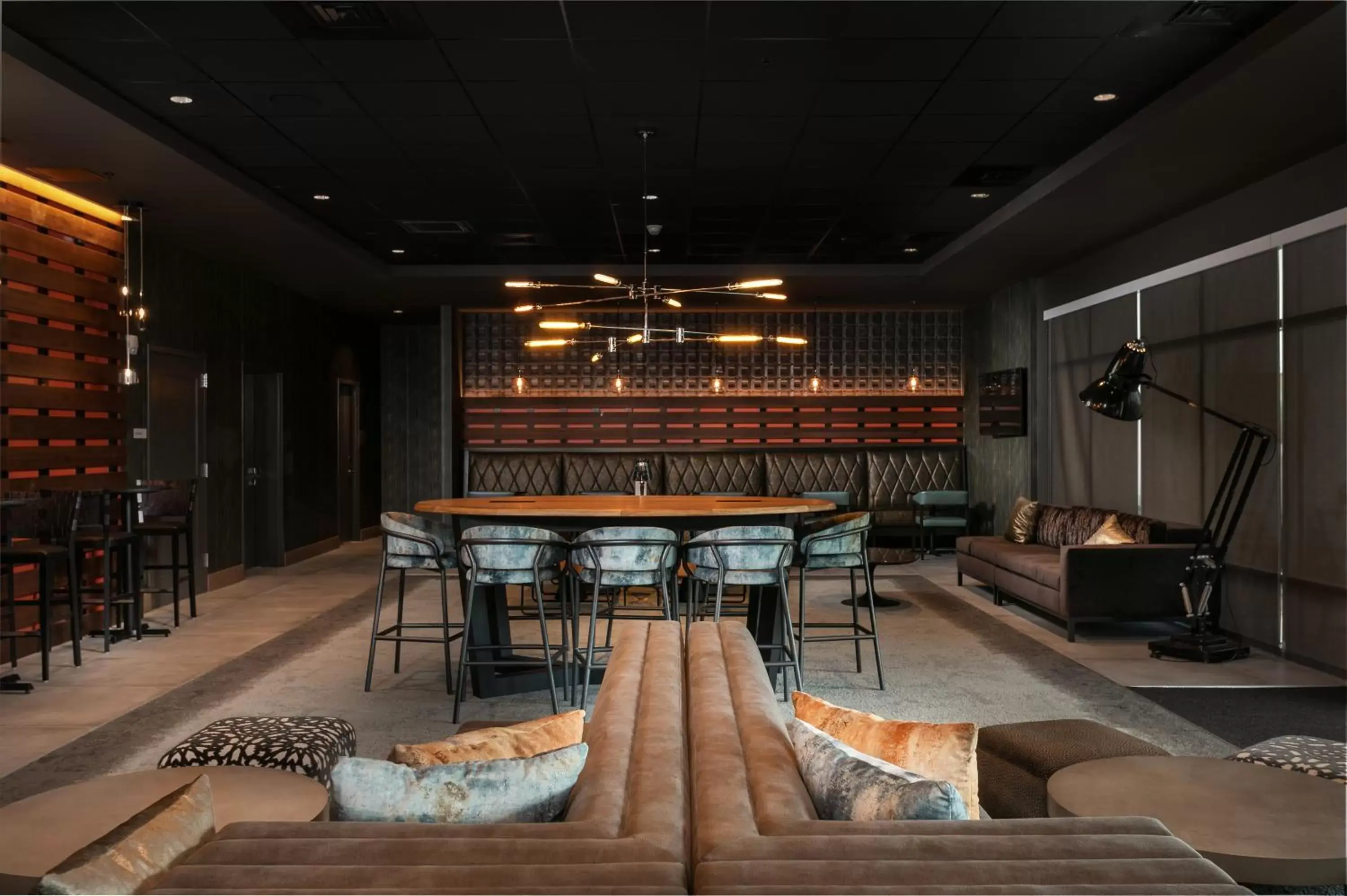 Lounge or bar in TownePlace Suites by Marriott Nashville Midtown