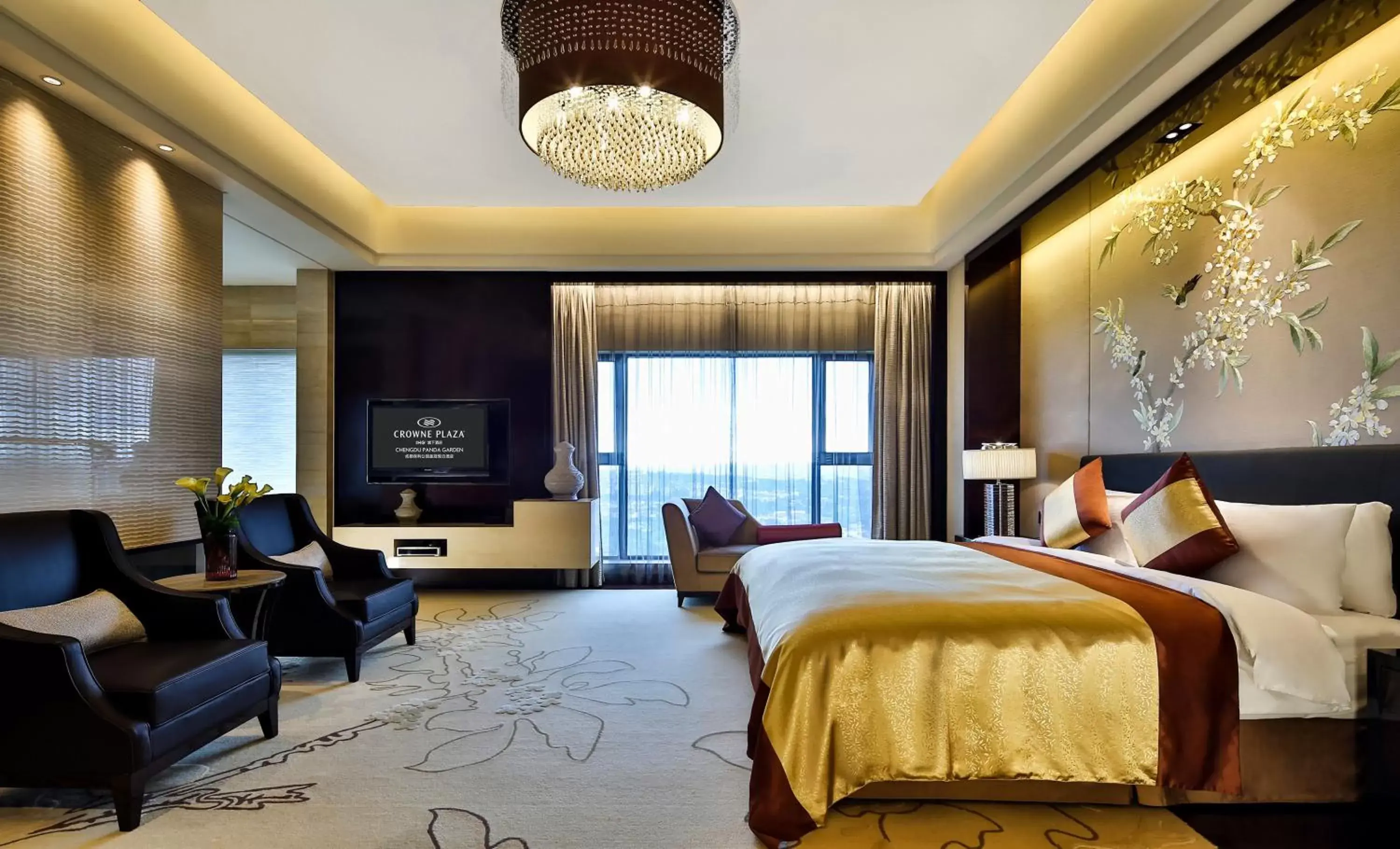 Photo of the whole room, Room Photo in Crowne Plaza Chengdu Panda Garden, an IHG Hotel