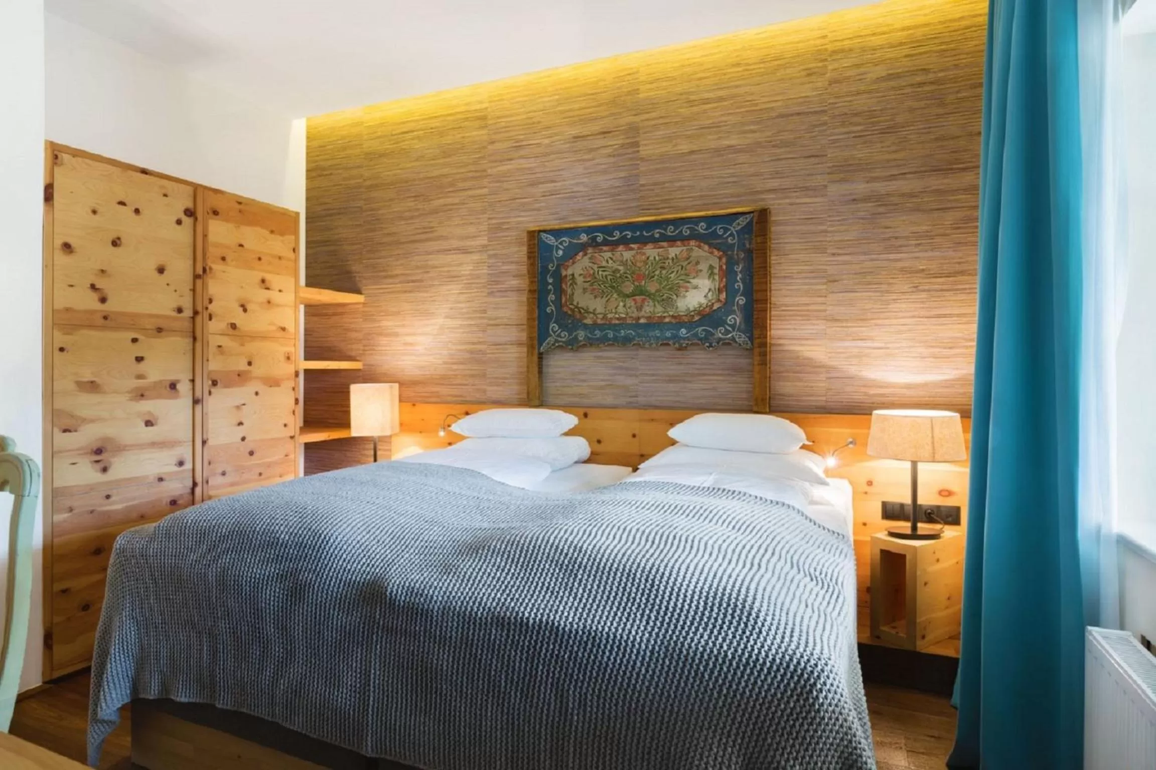 Two-Bedroom Suite in Small Luxury Hotel of the World - DasPosthotel