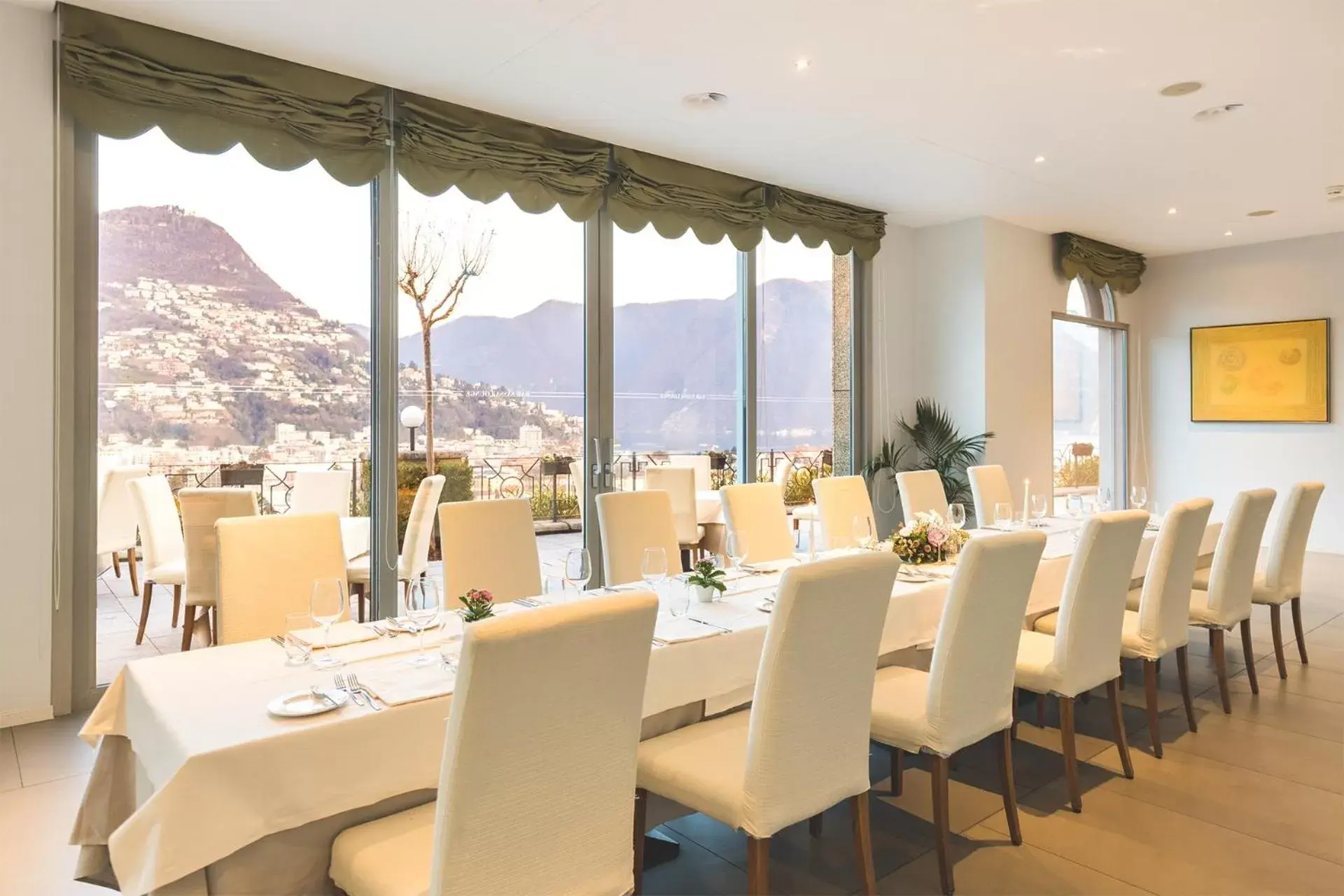 Meals, Restaurant/Places to Eat in Villa Sassa Hotel, Residence & Spa - Ticino Hotels Group