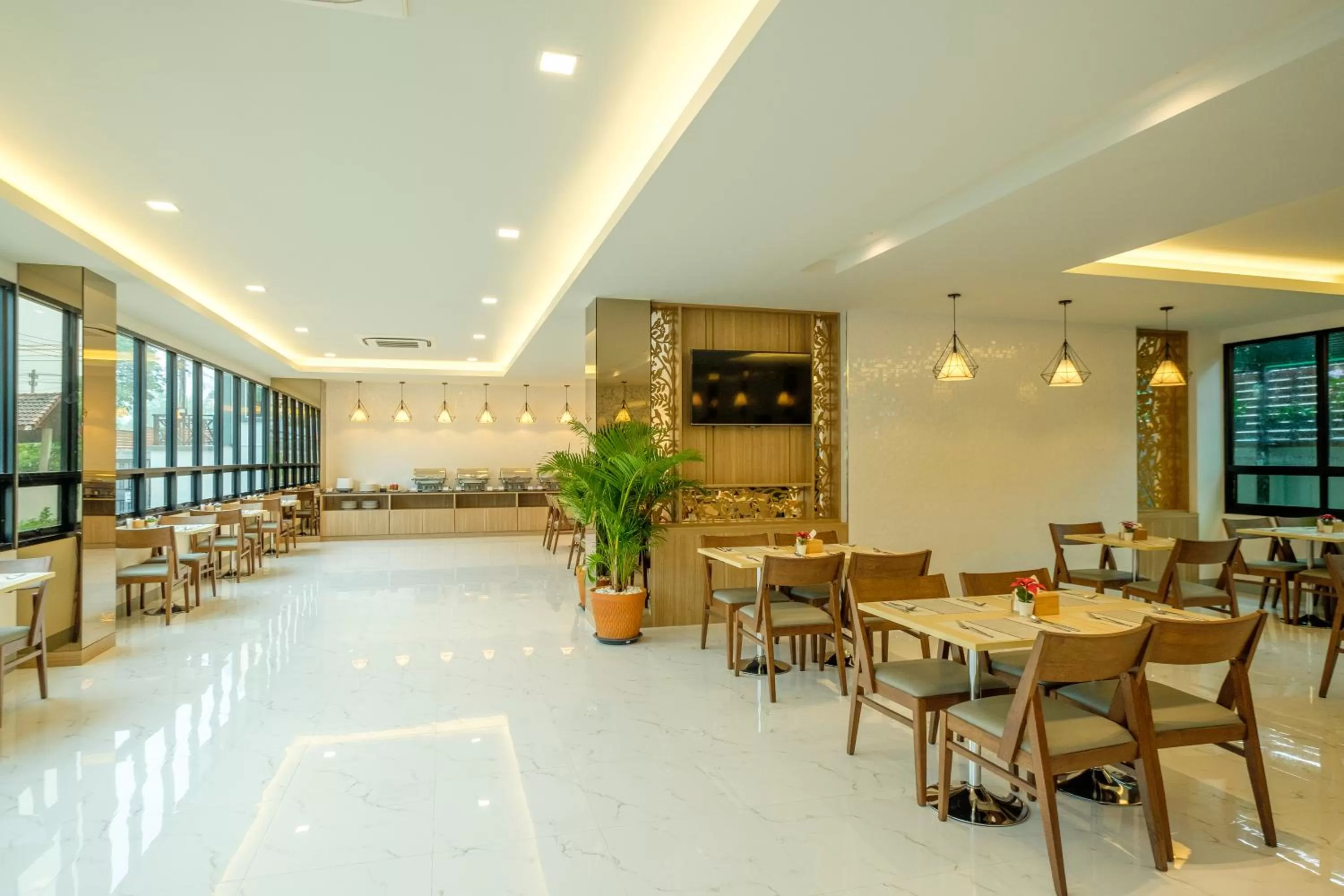 Breakfast, Restaurant/Places to Eat in Monte Maesot hotel
