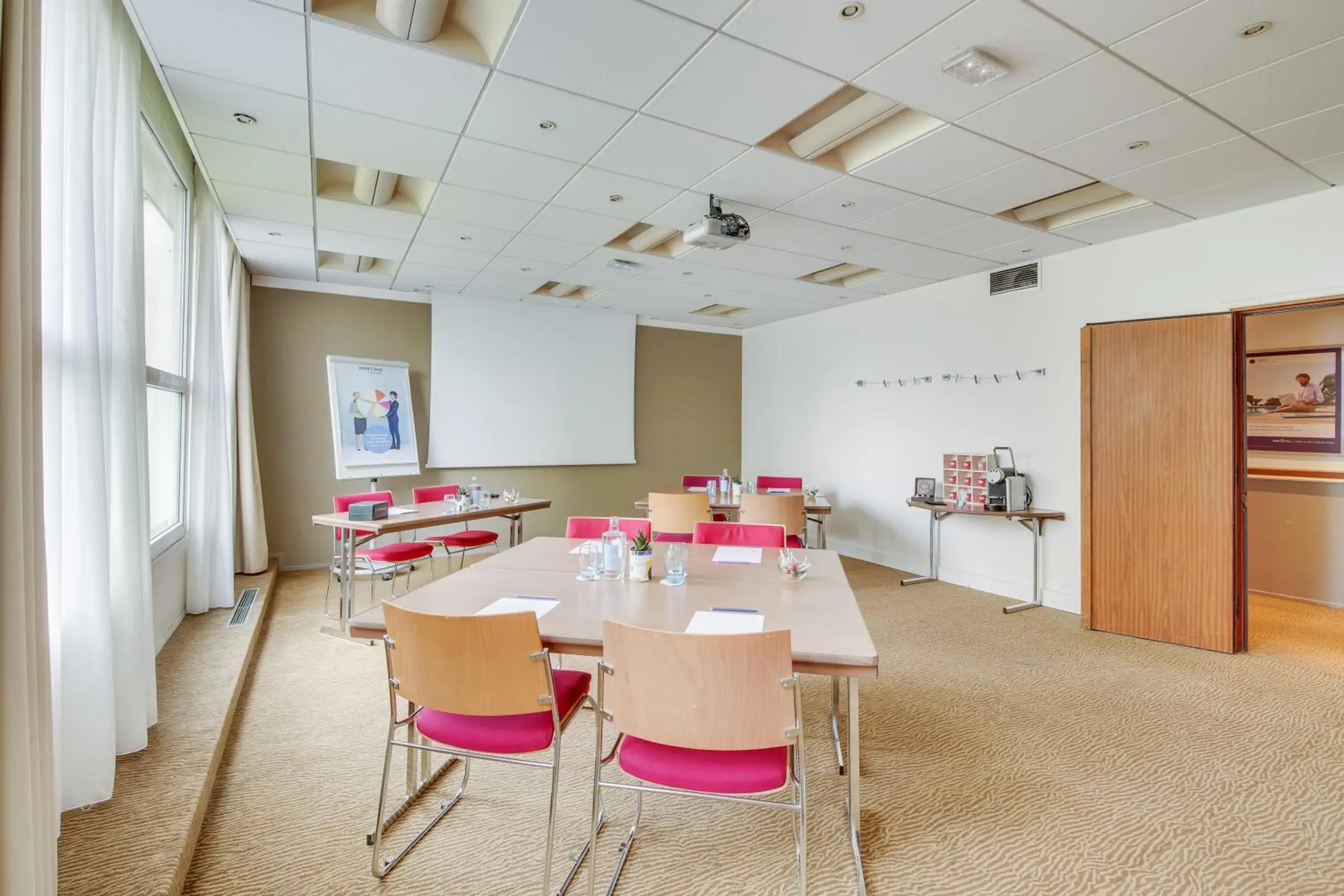 Business facilities in Novotel Poissy Orgeval