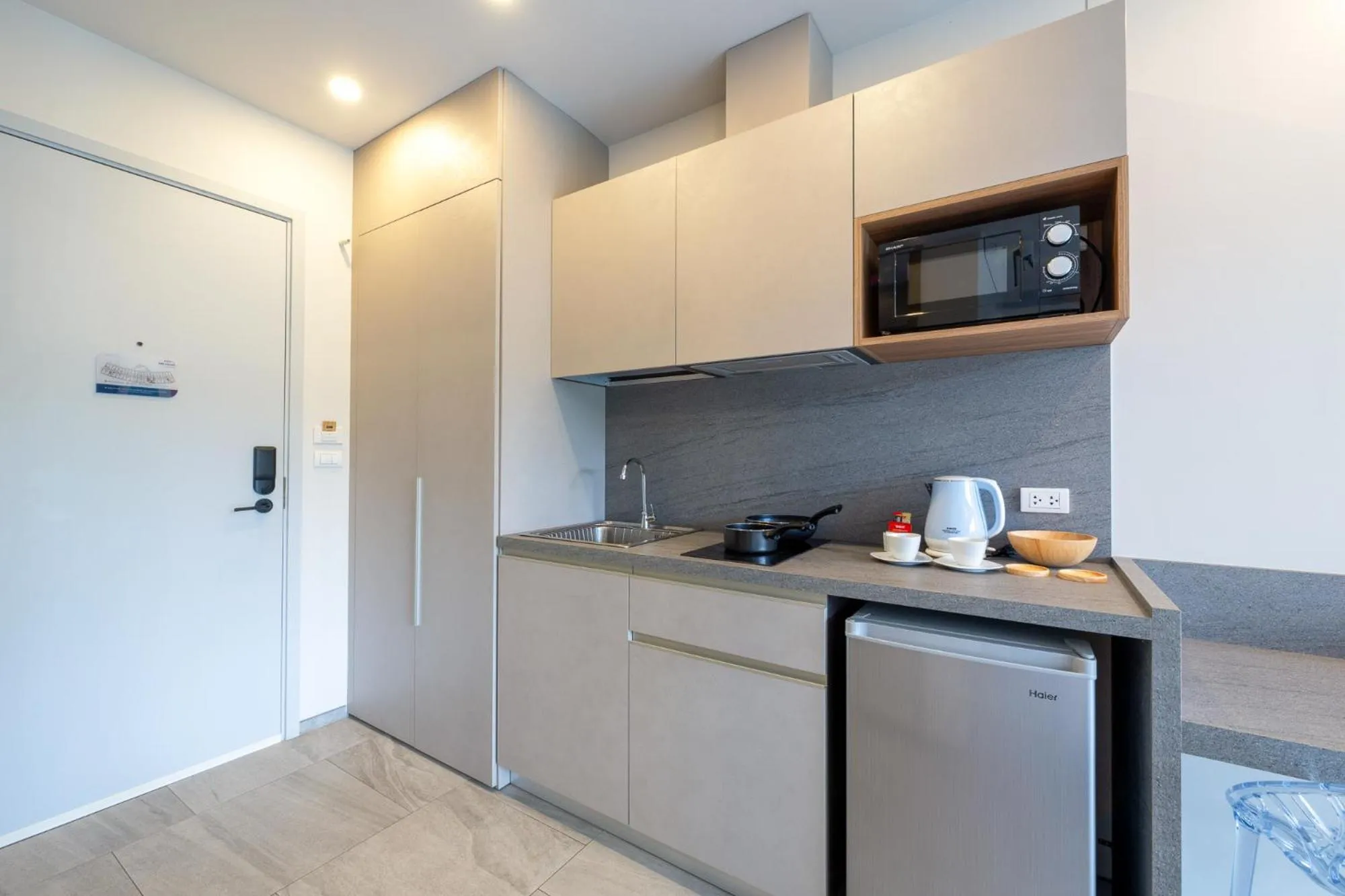 Kitchen or kitchenette in HOMA Phuket Town